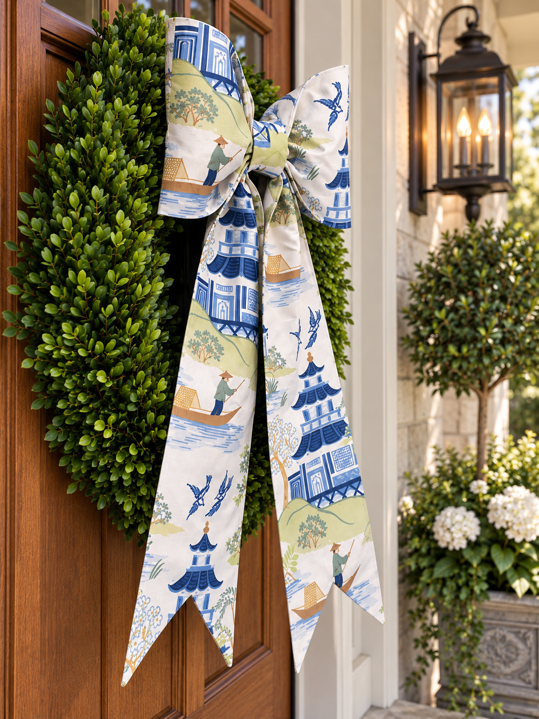 The Willowmere Chinoiserie Bow