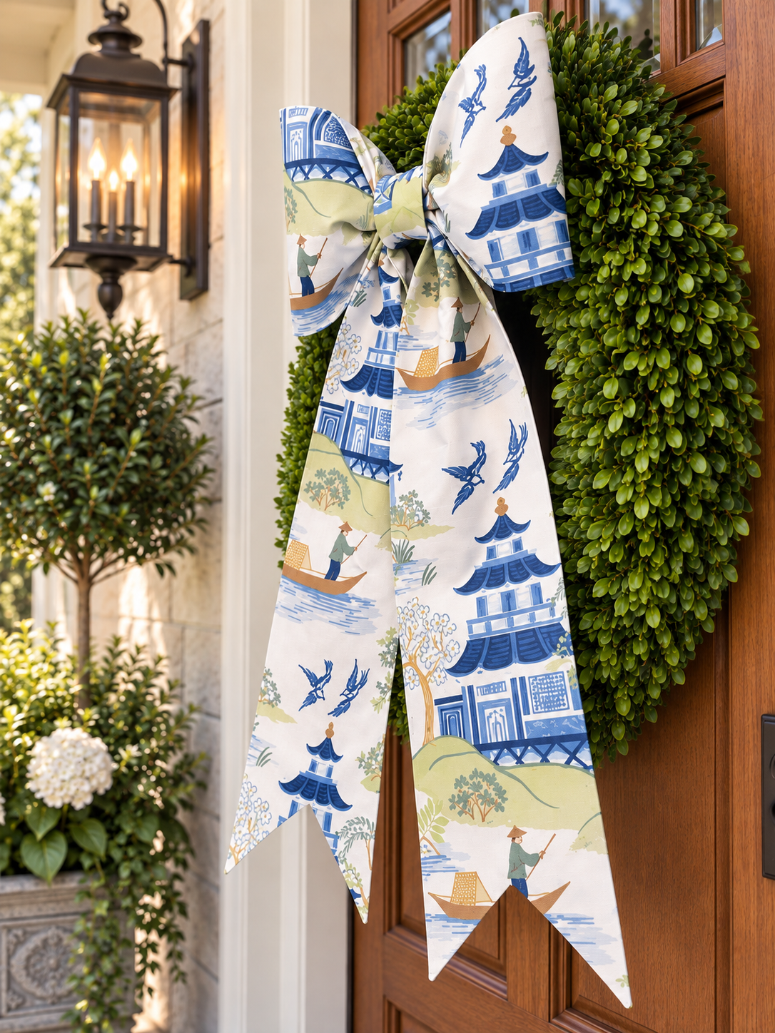 The Willowmere Chinoiserie Bow