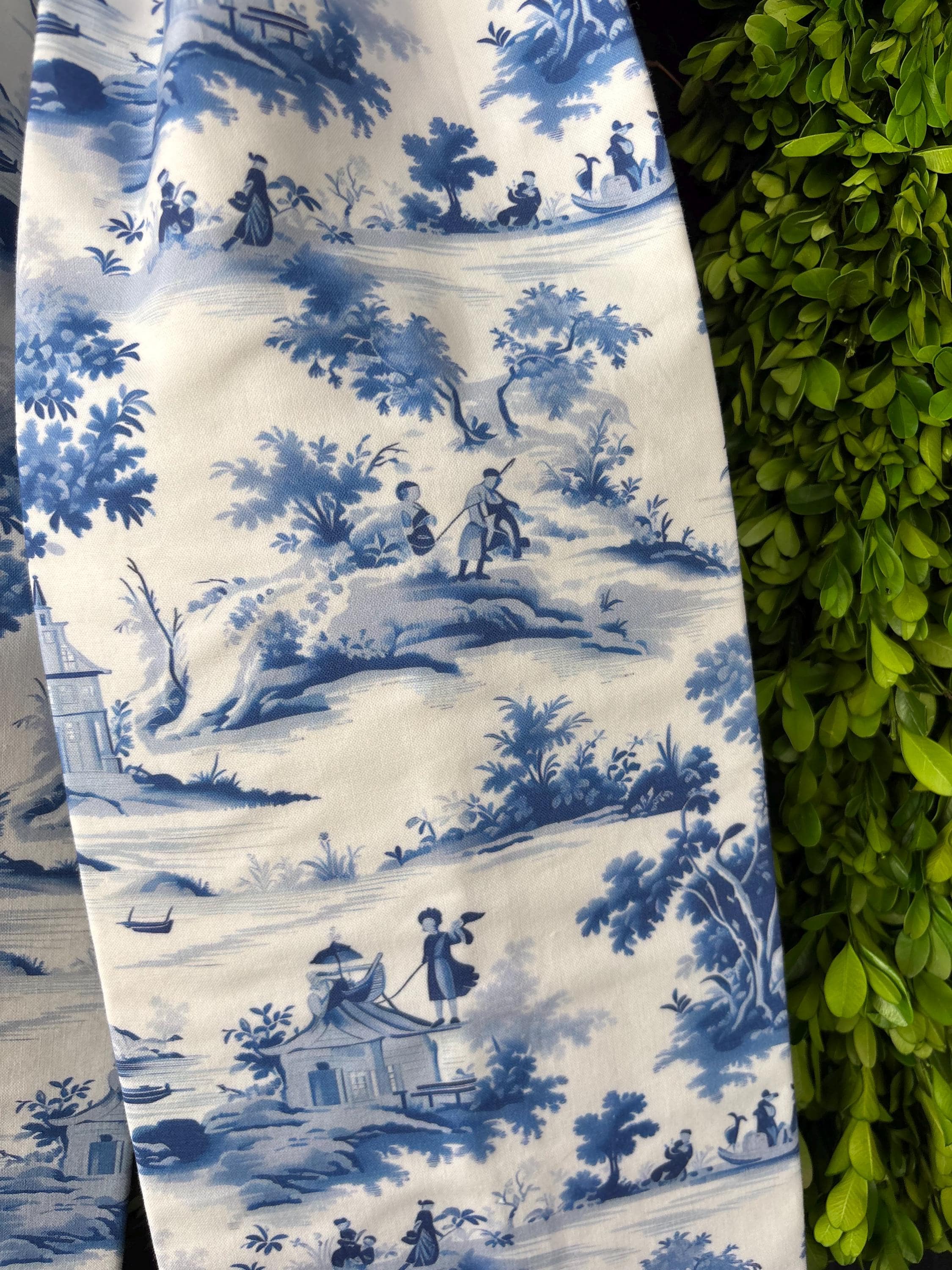 Dynasty Bloom Chinoiserie Bow