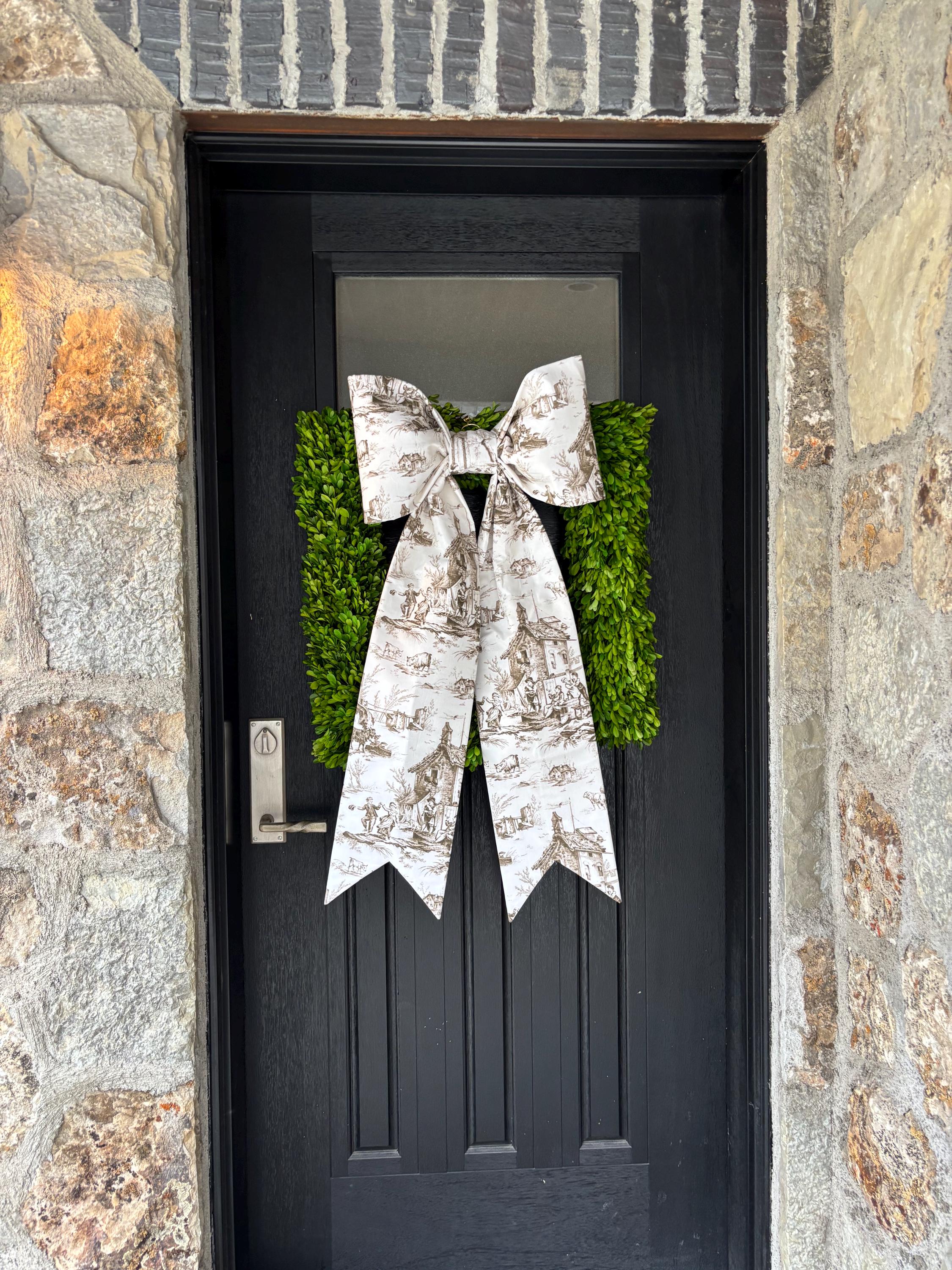 Château en Automne Toile Bow