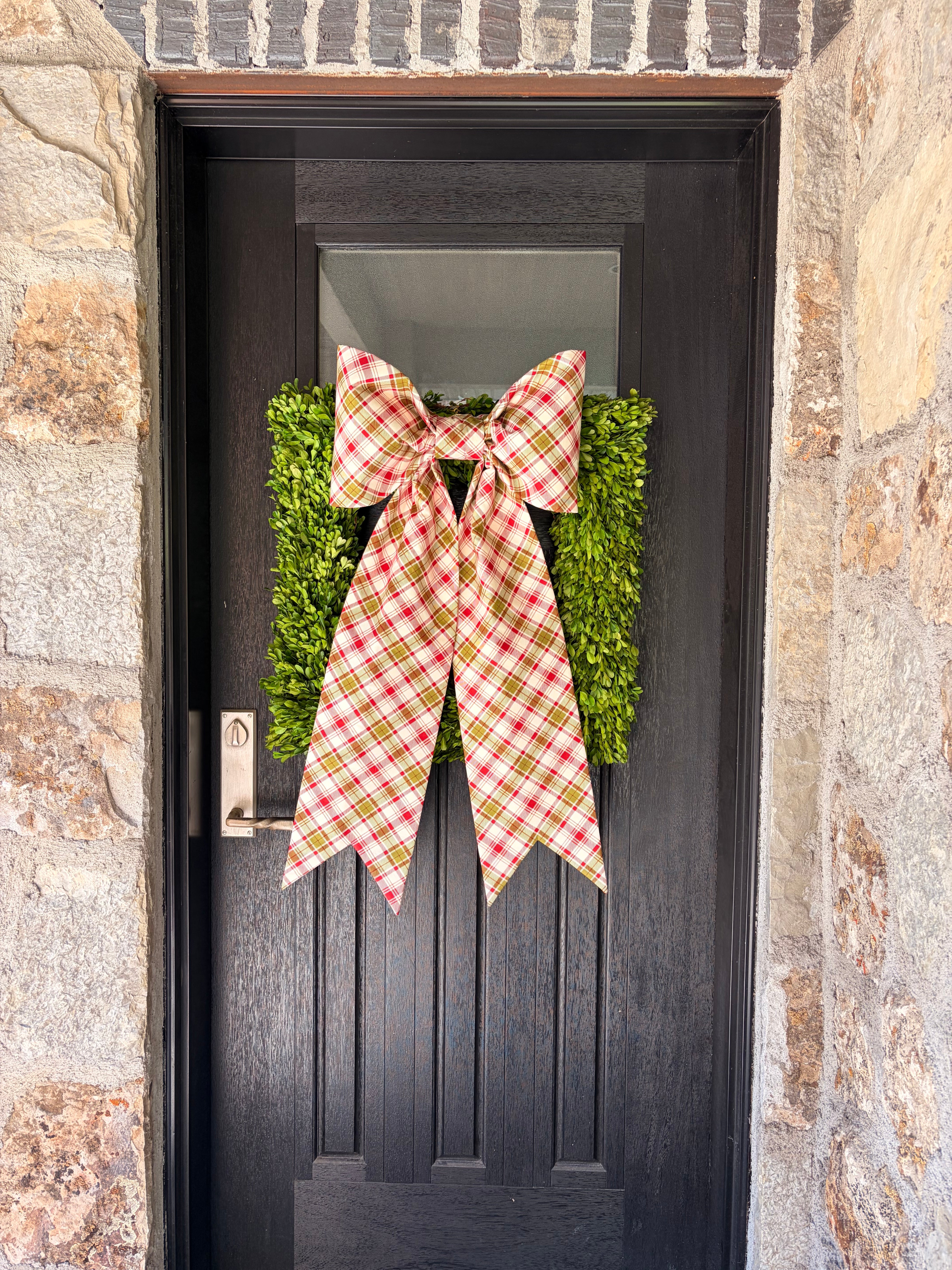 The Mistletoe Tartan Bow
