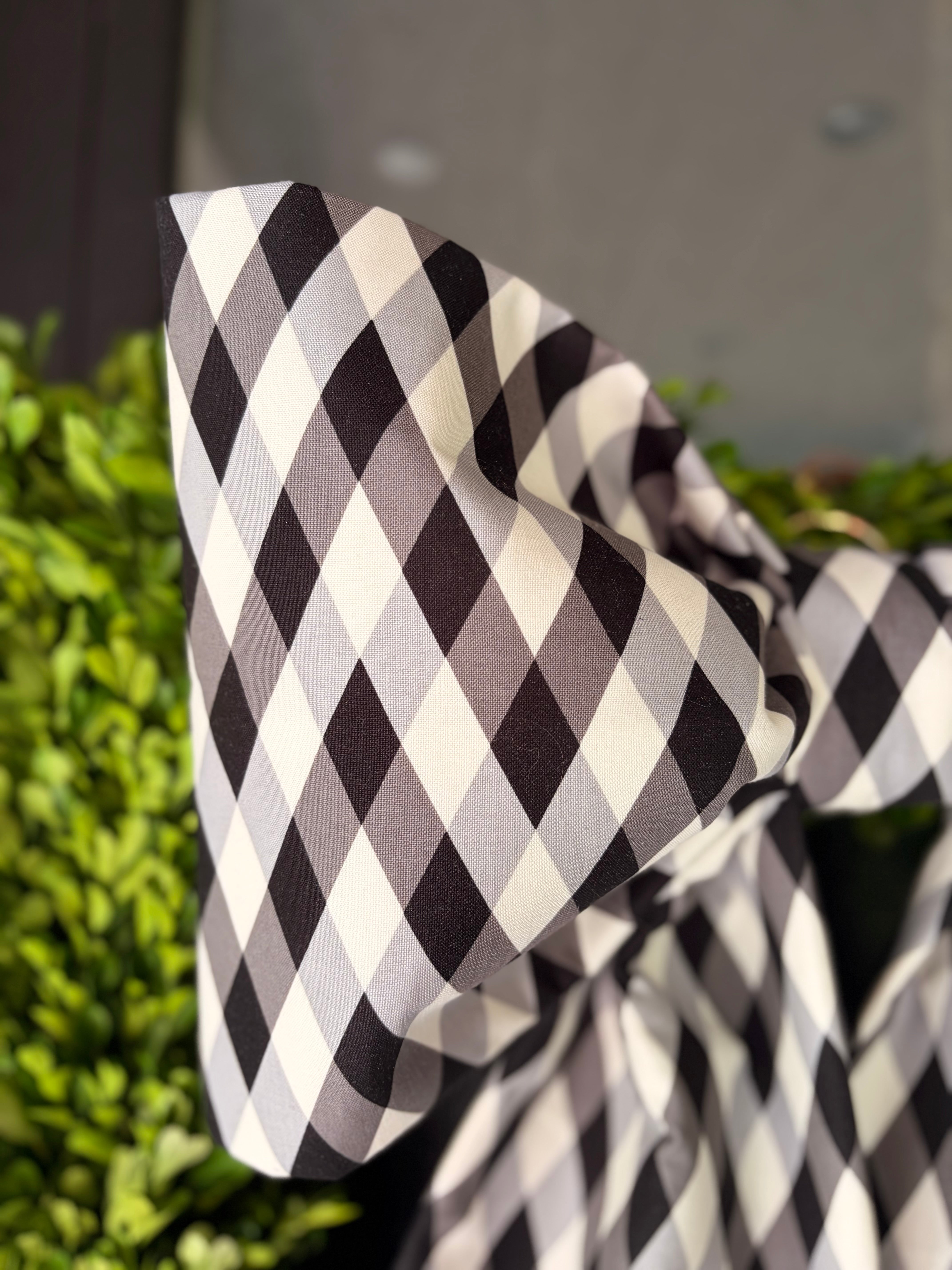 The Parisian Harlequin Bow