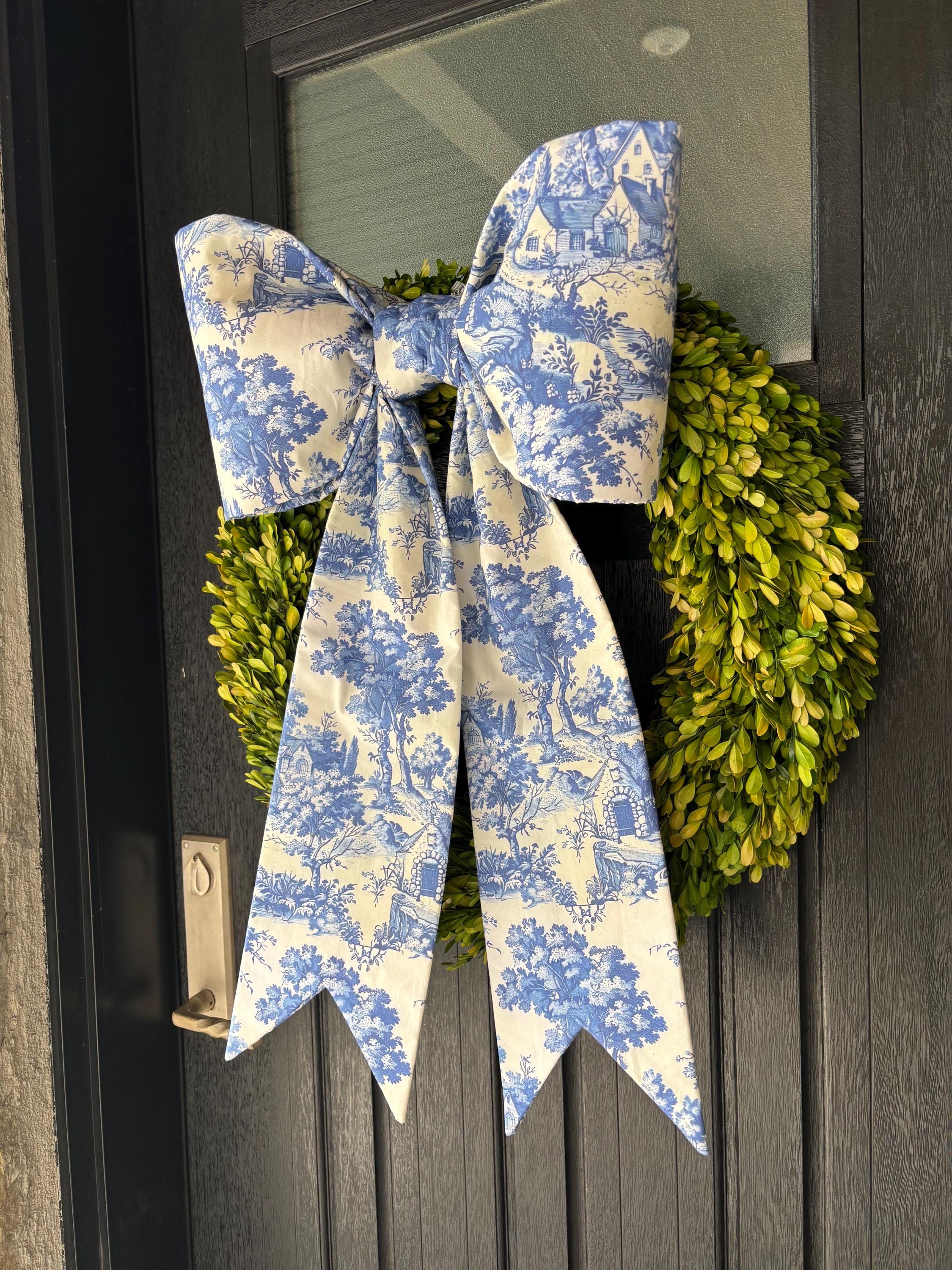 Château Garden Toile Bow