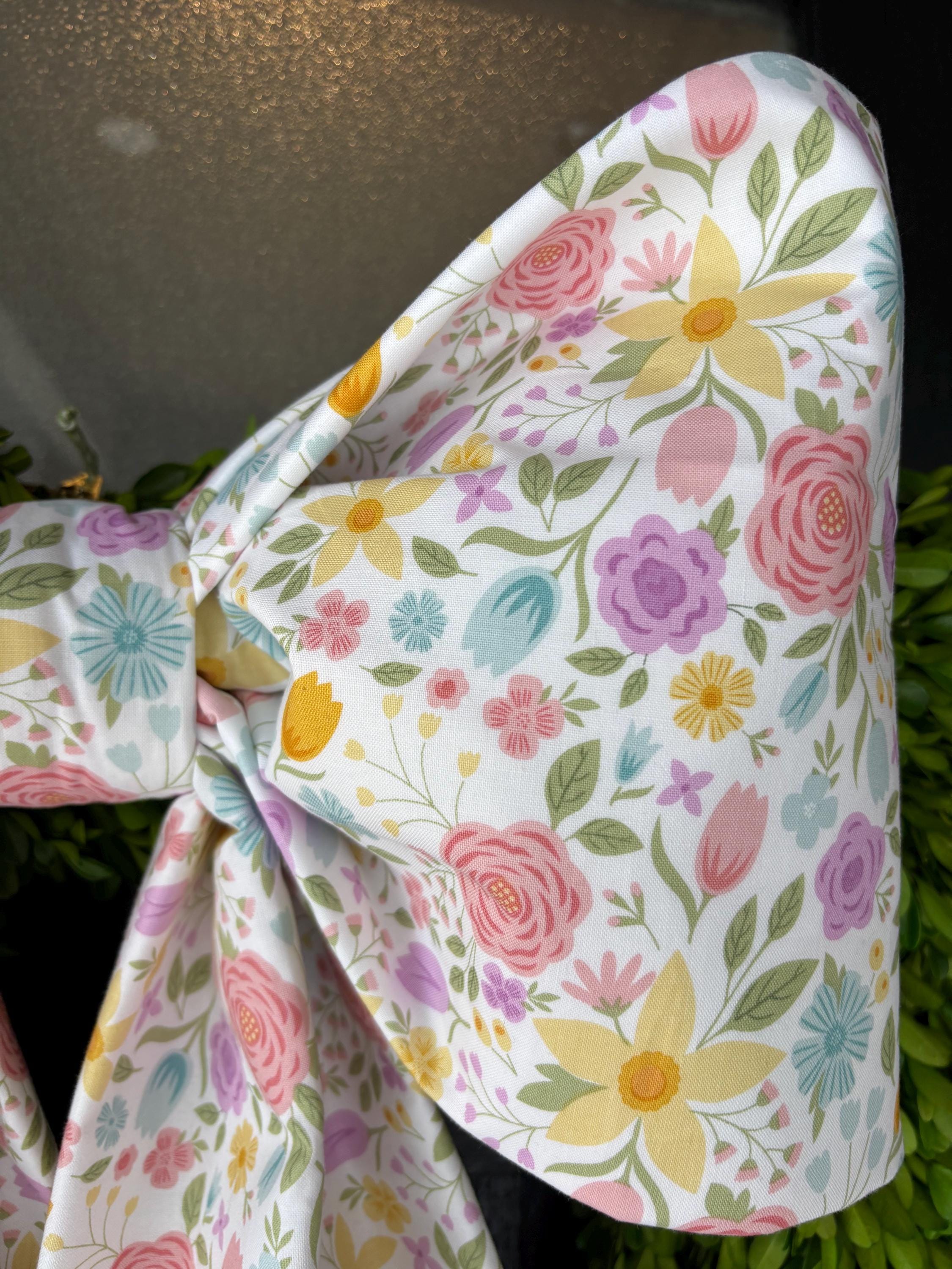 Bloom & Vine Bow