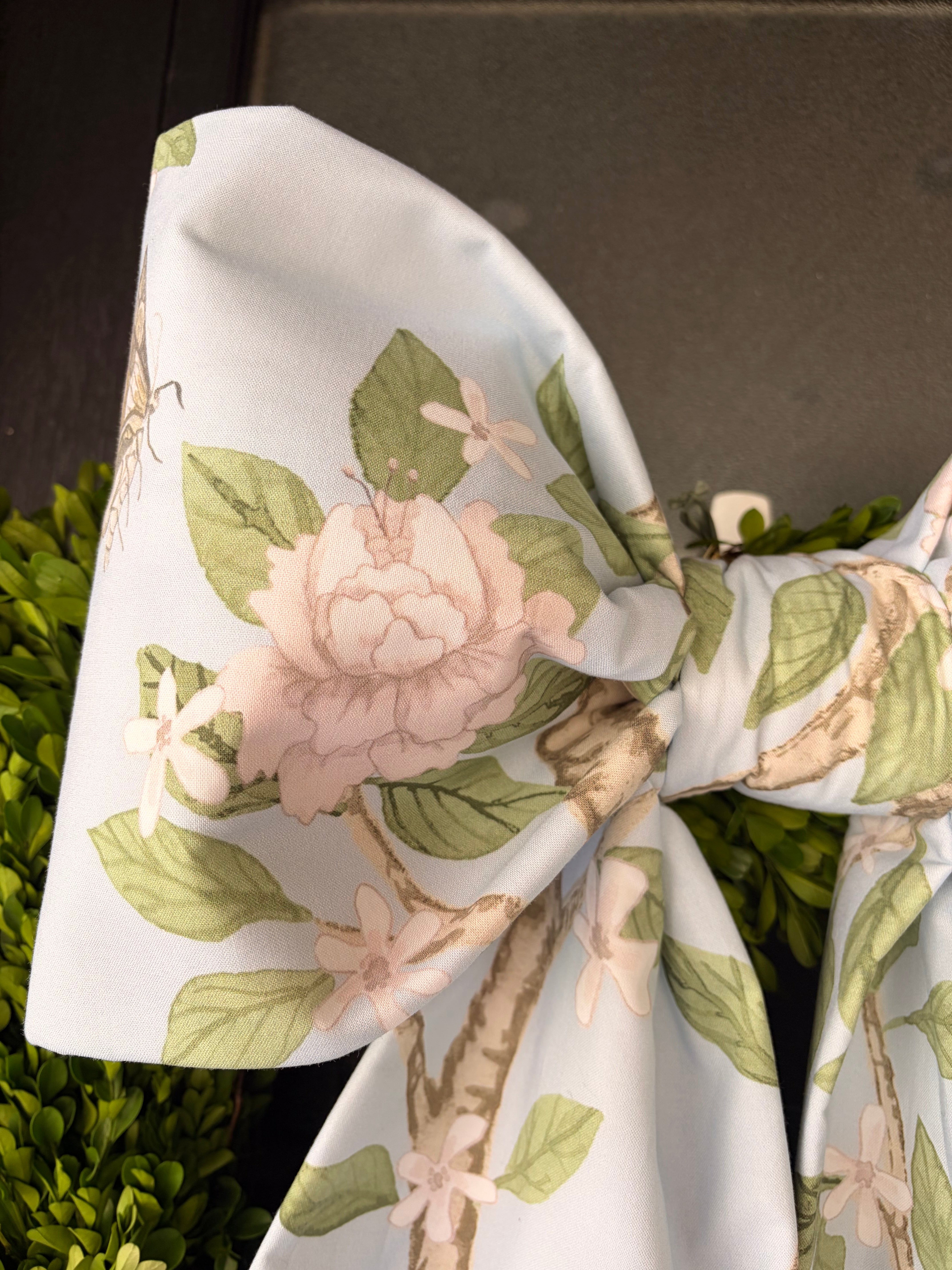 The Garden Songbird Bow