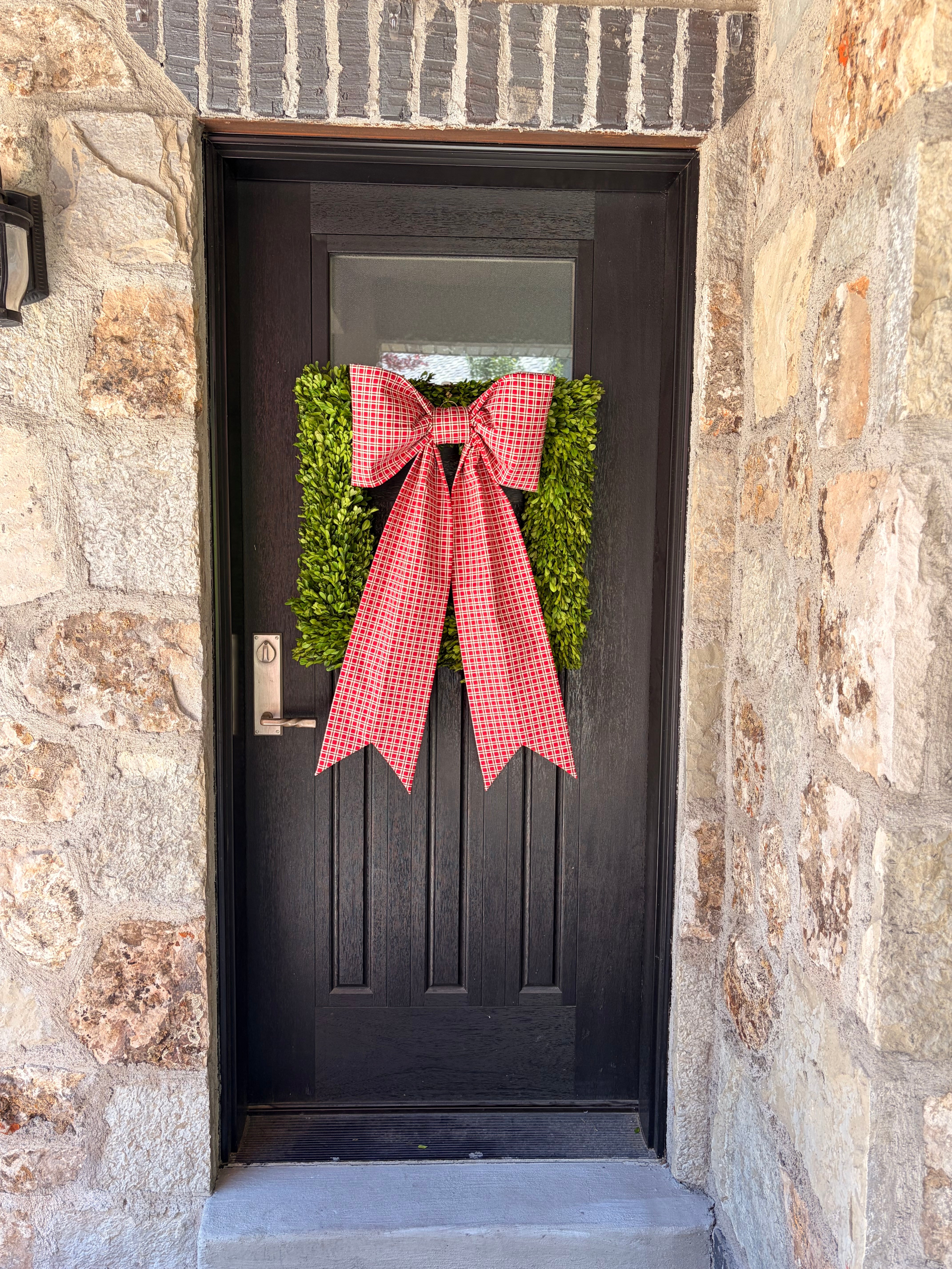 The Twelve Days at Thornfield Bow