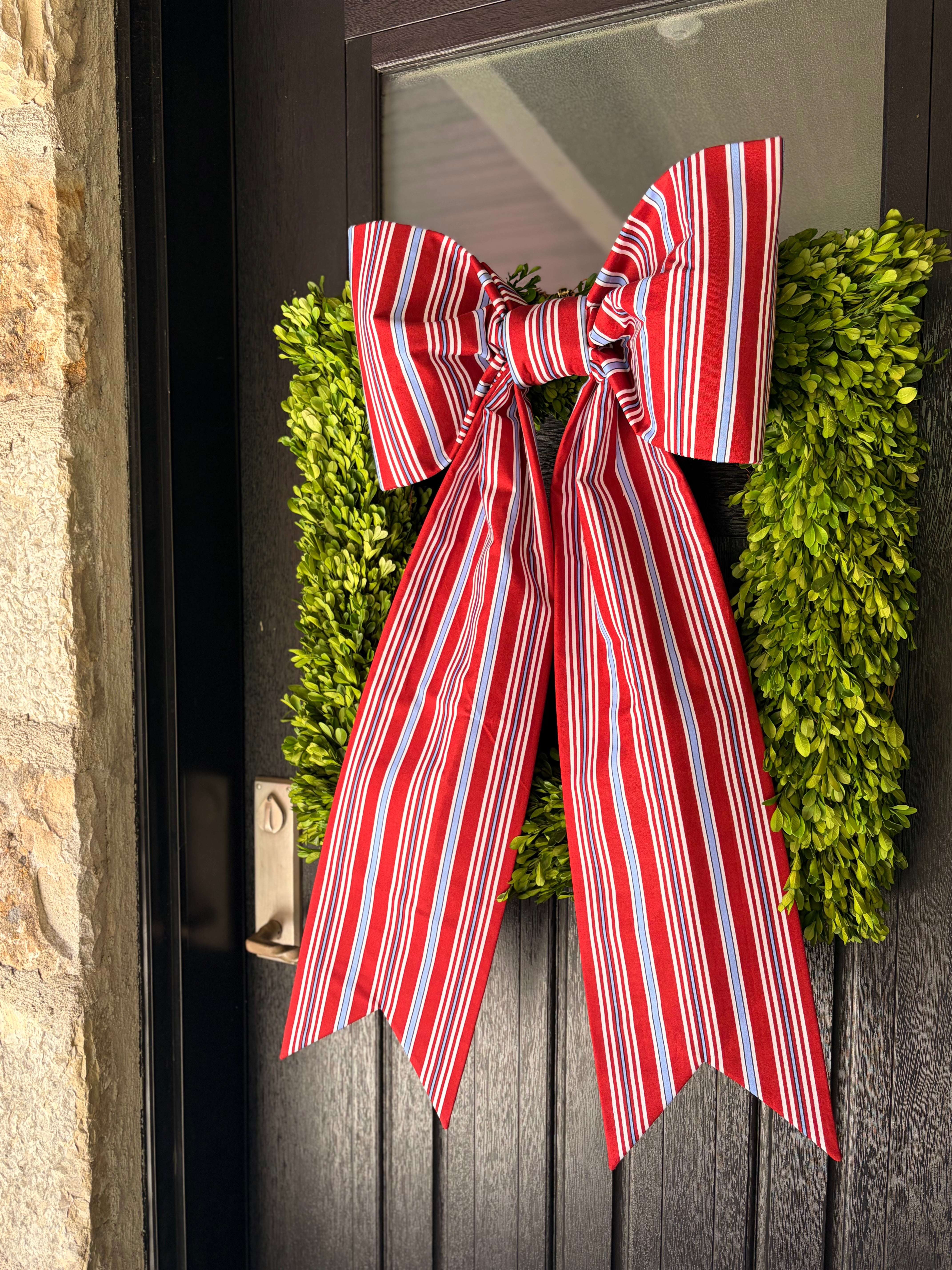 The Americana Regatta Bow