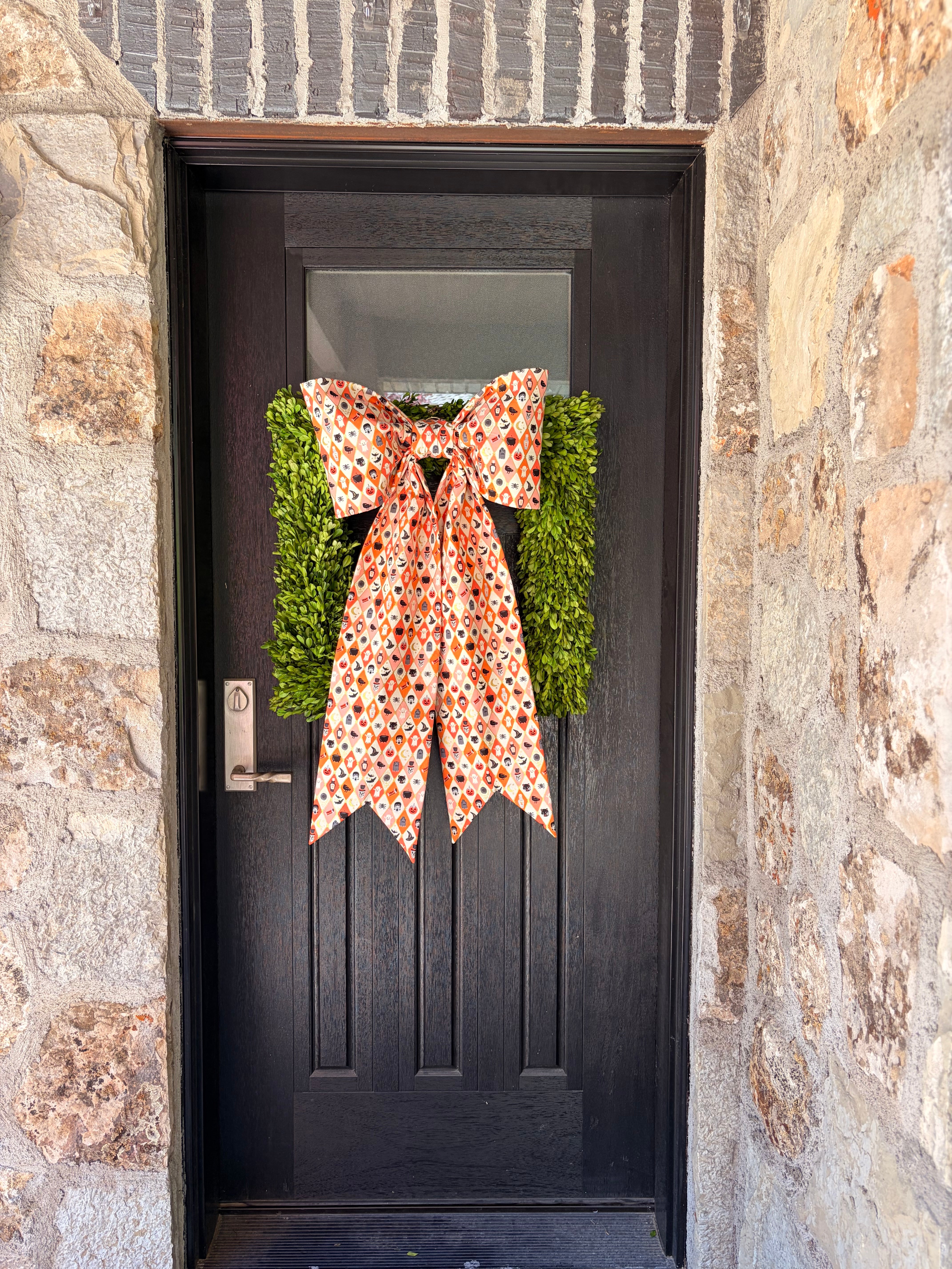 The Haunts of Harlequin Bow