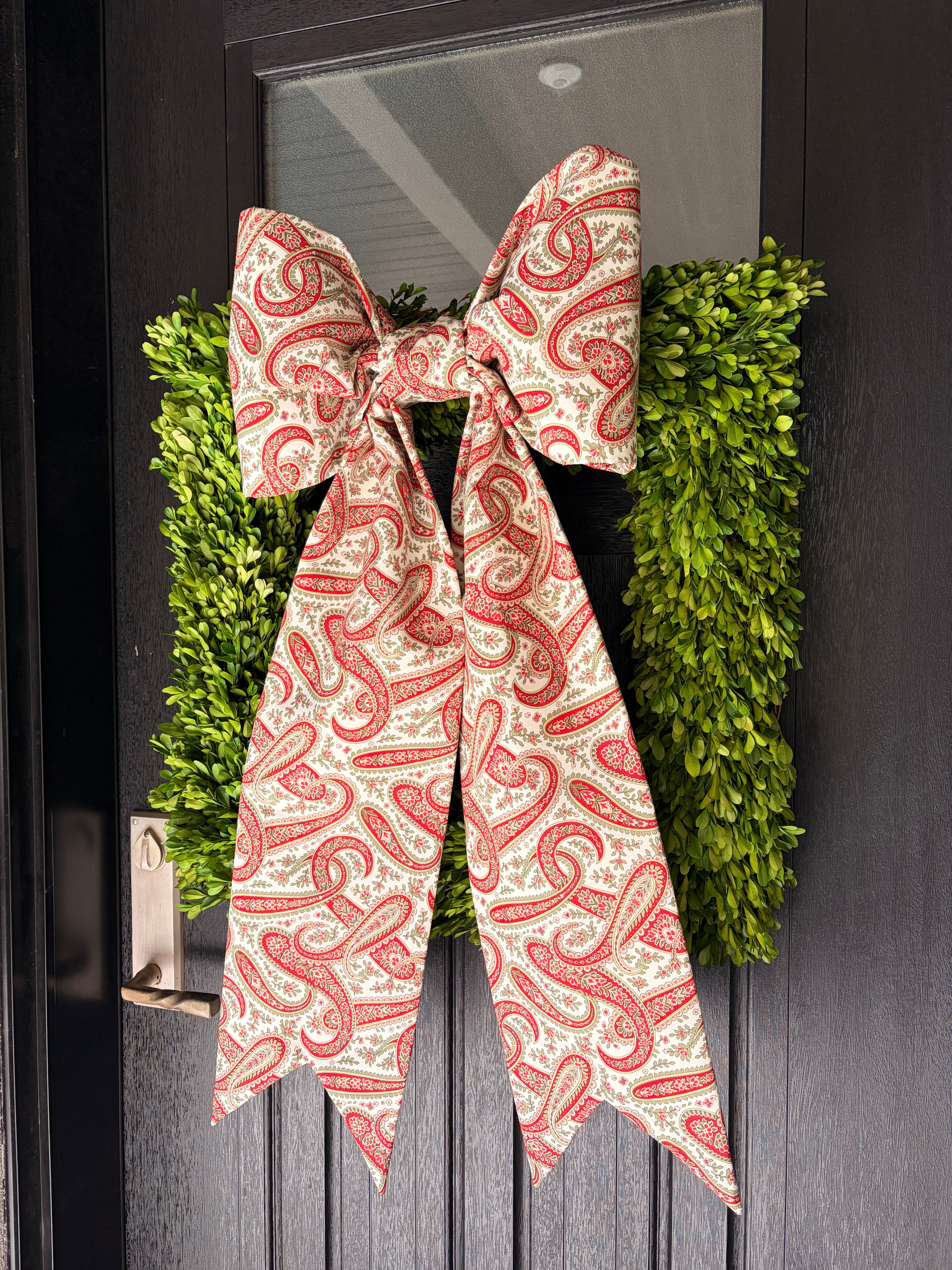 The Winterberry Paisley Bow