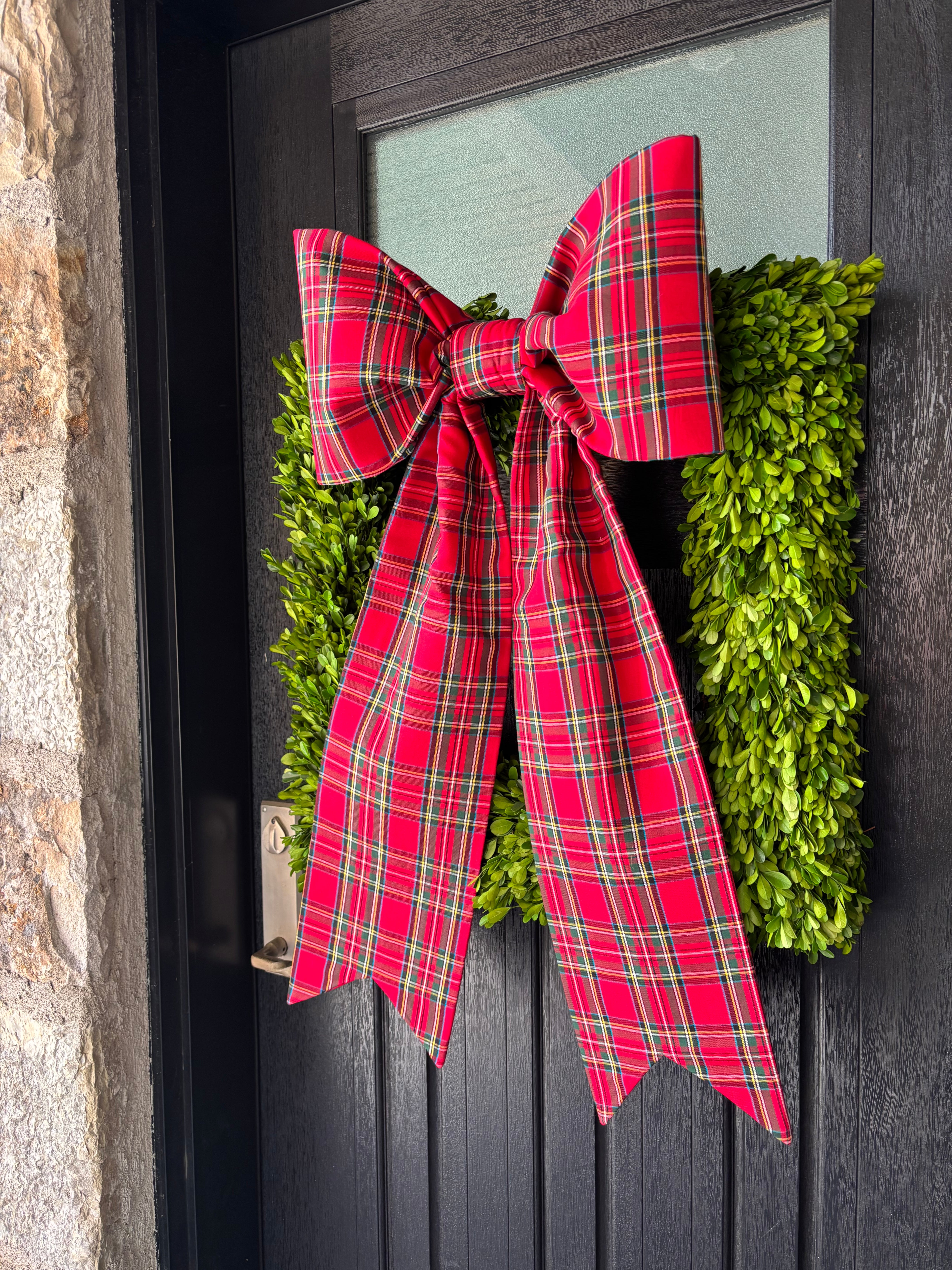 The Grand Tartan Tradition Bow