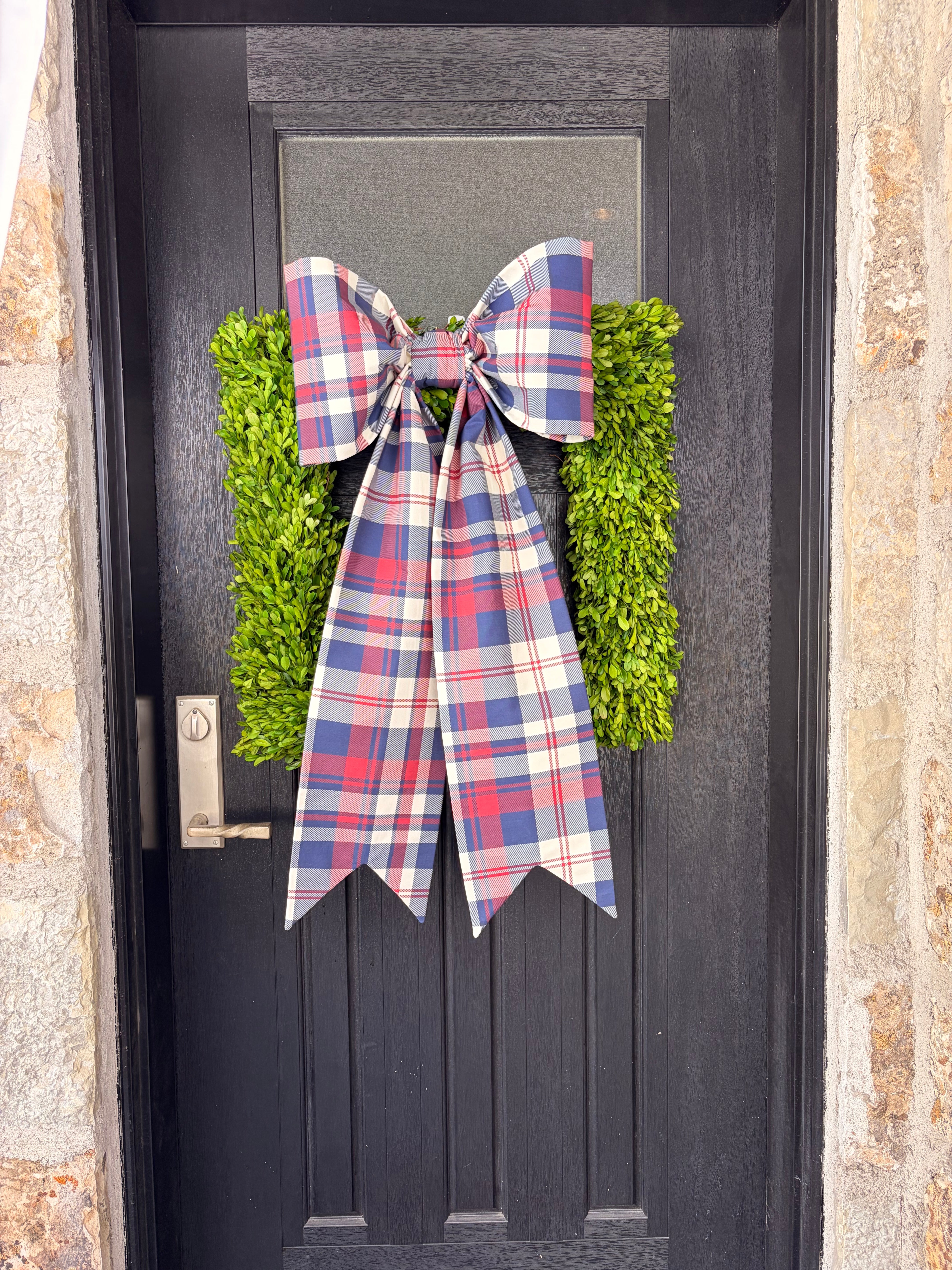 The Grand Americana Bow