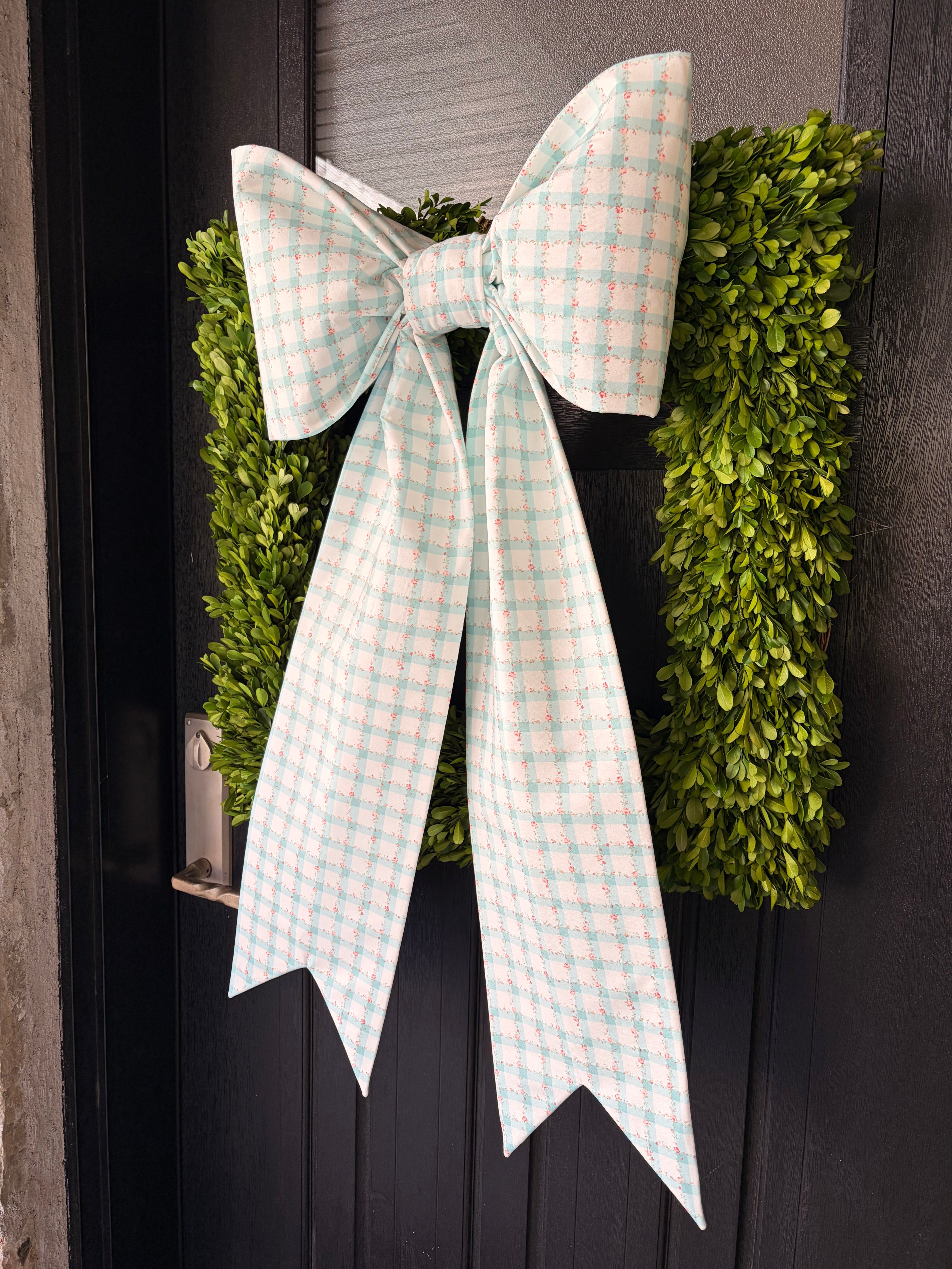The Nantucket Mornings Bow