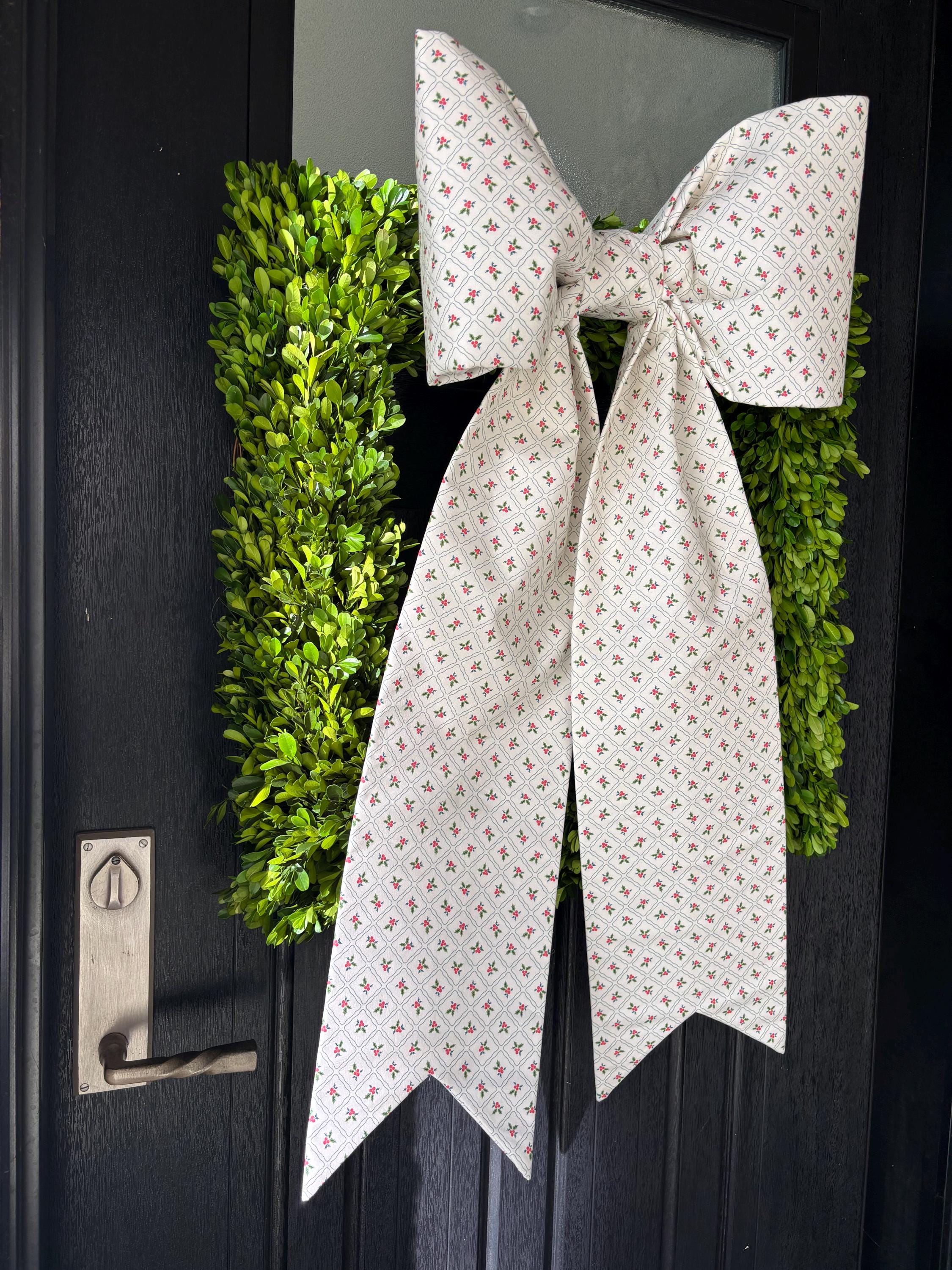 Holly Berries en Petite Bow