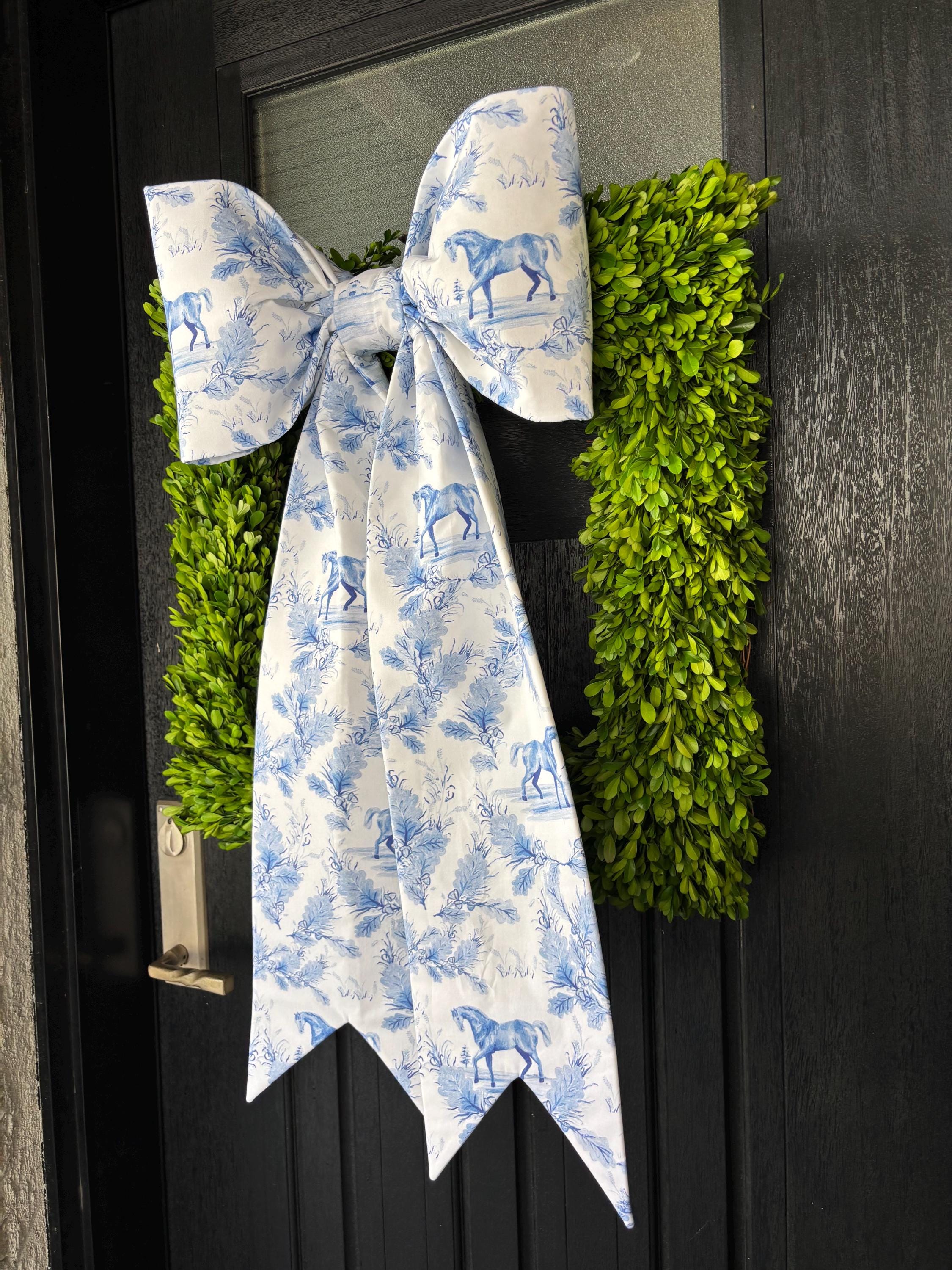 Bridle Path Equestrian Toile Bow