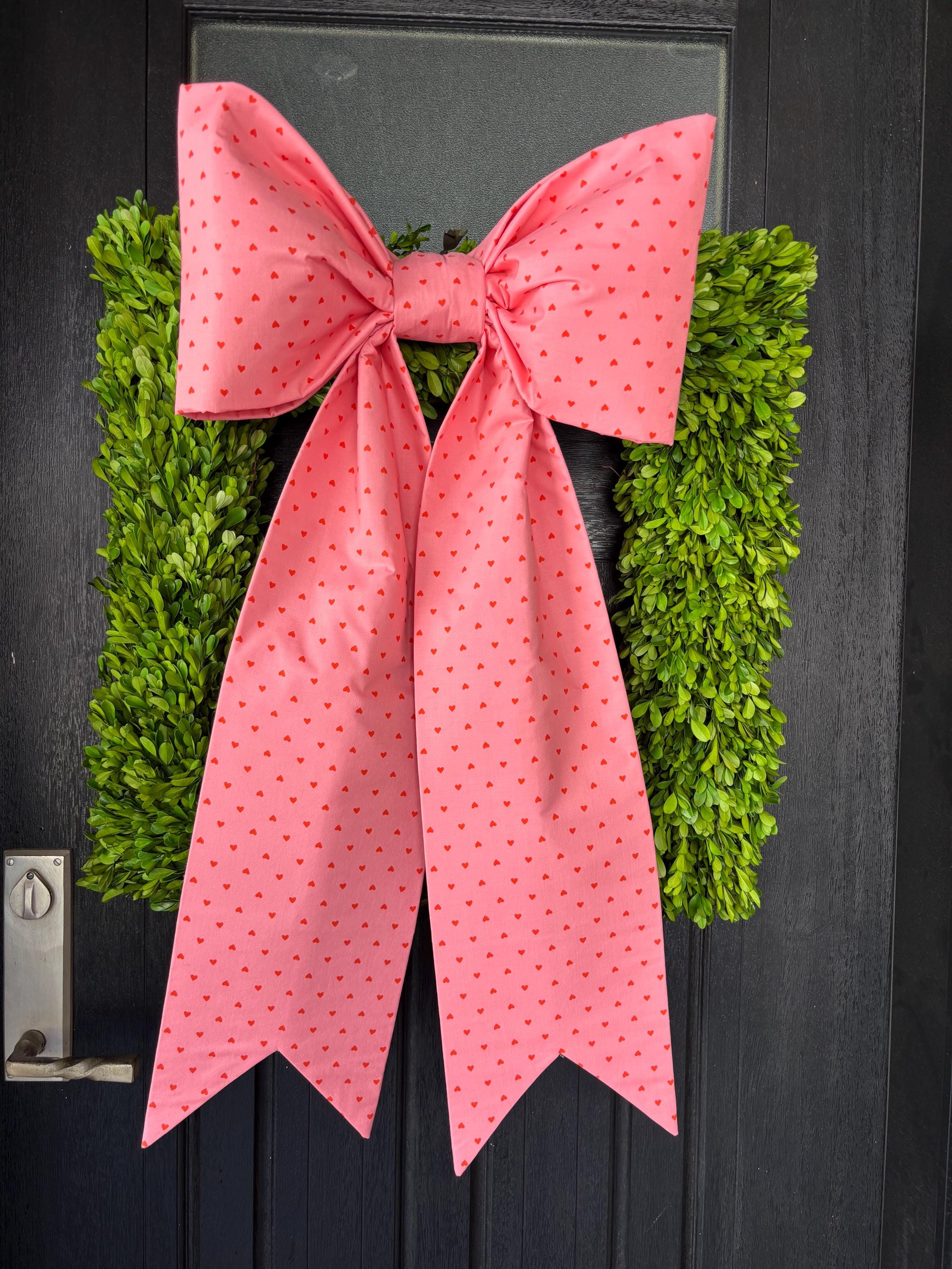 A Little Love Note Bow
