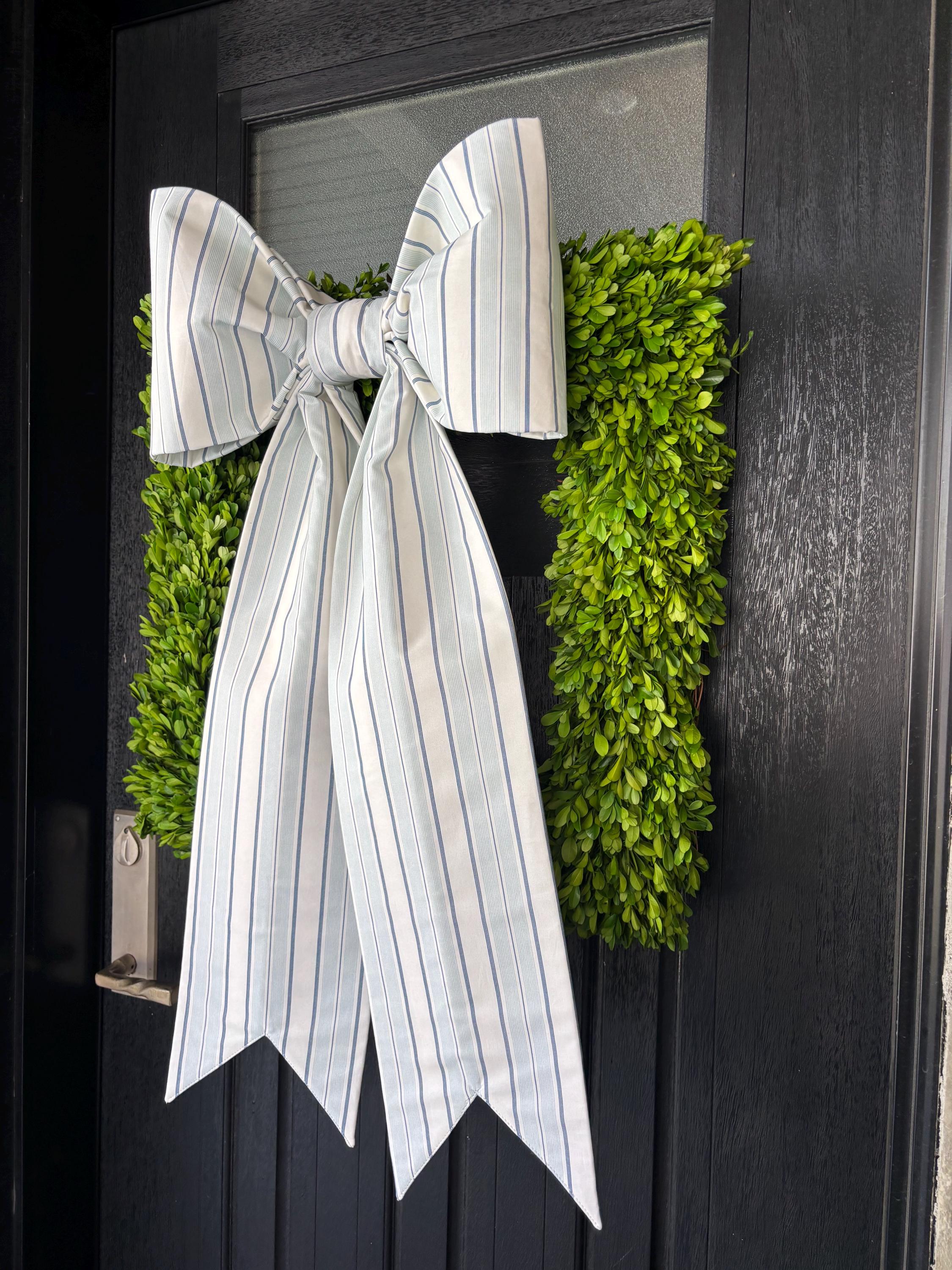 Summers in the Hamptons Bow