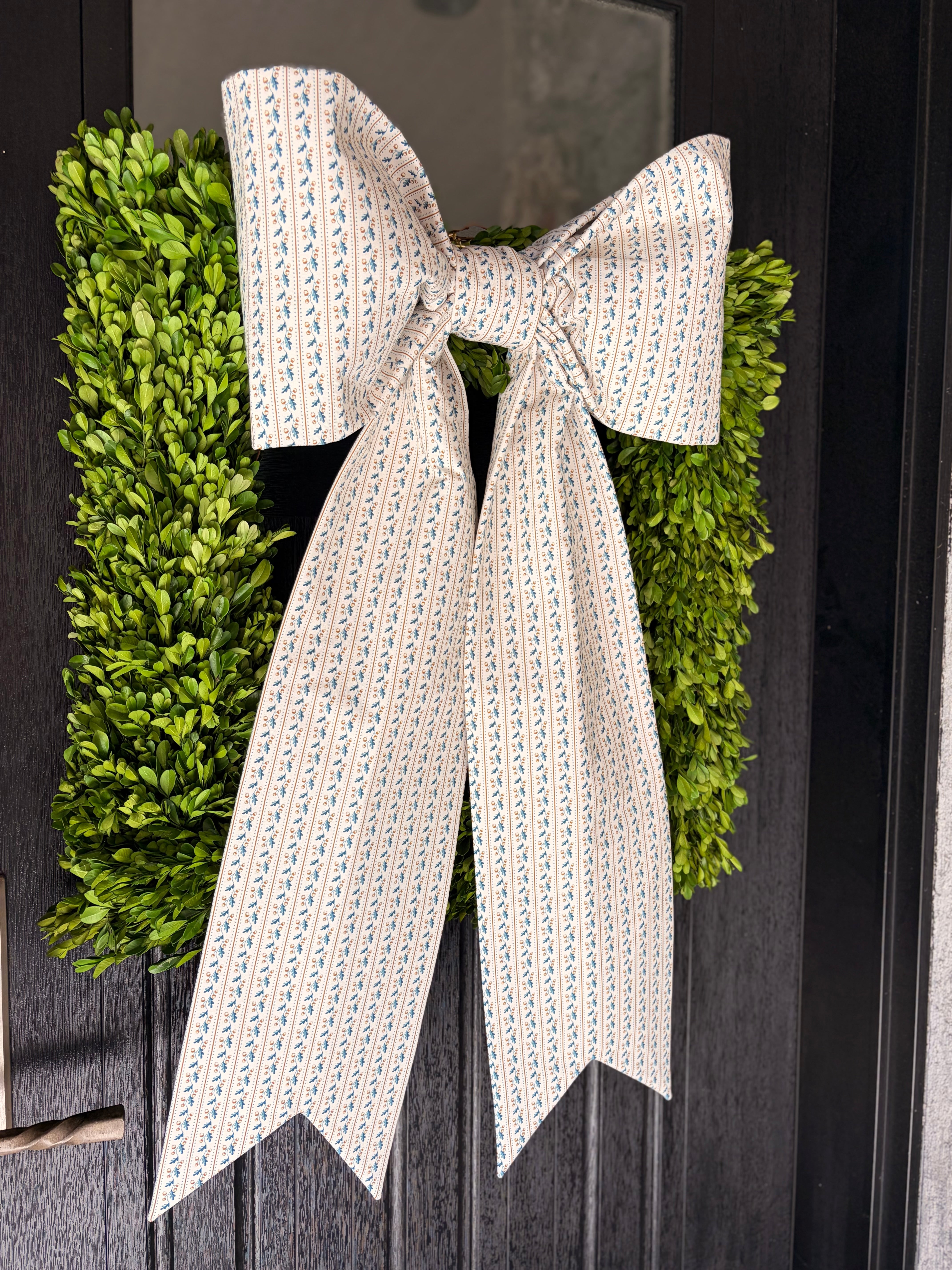 The Harvest Hedgerow Bow