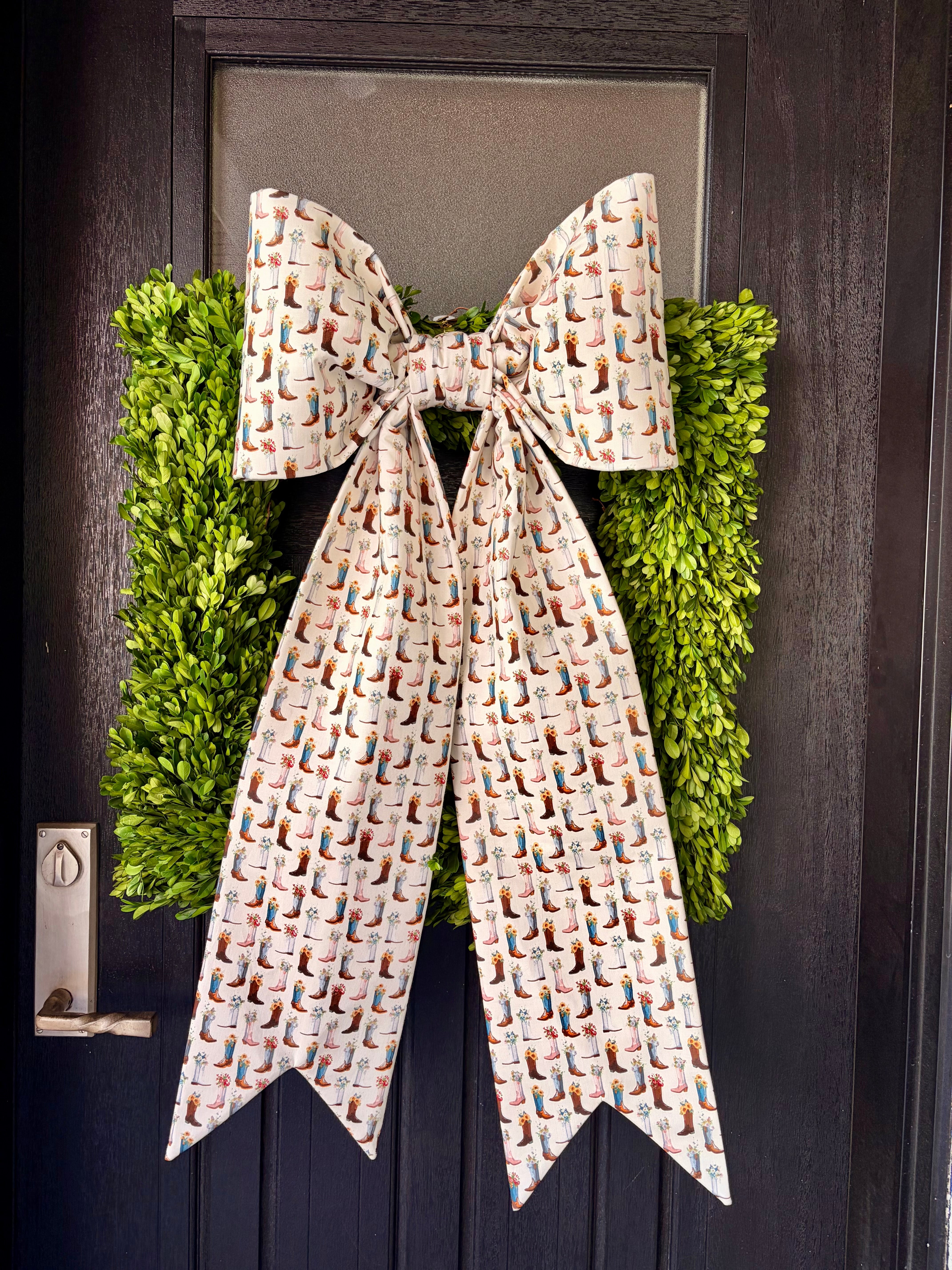 The Stockyards Stroll Bow