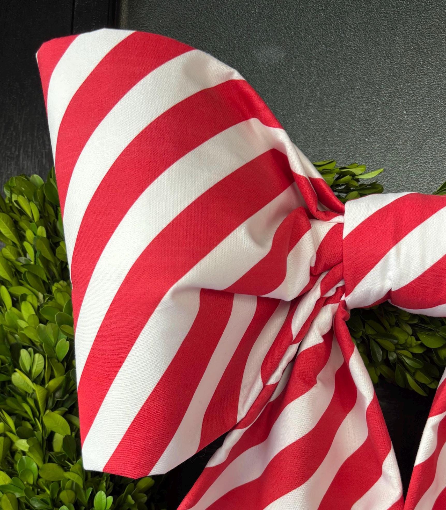 Peppermint Twist Bow