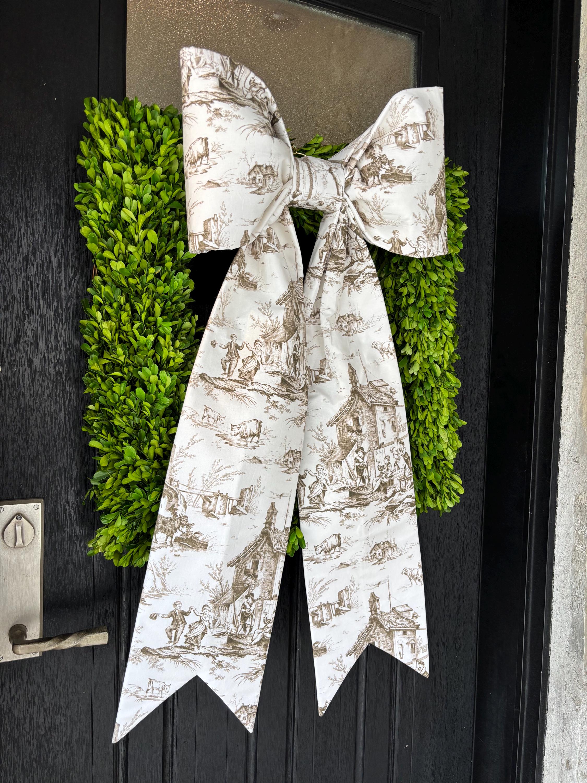 Château en Automne Toile Bow