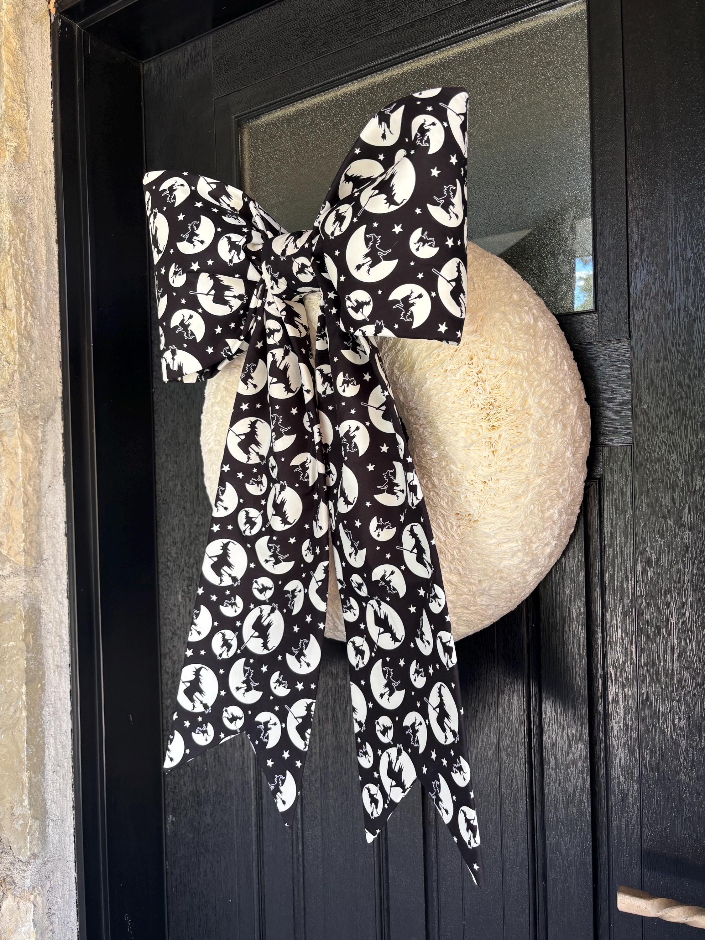 The Witching Hour Bow