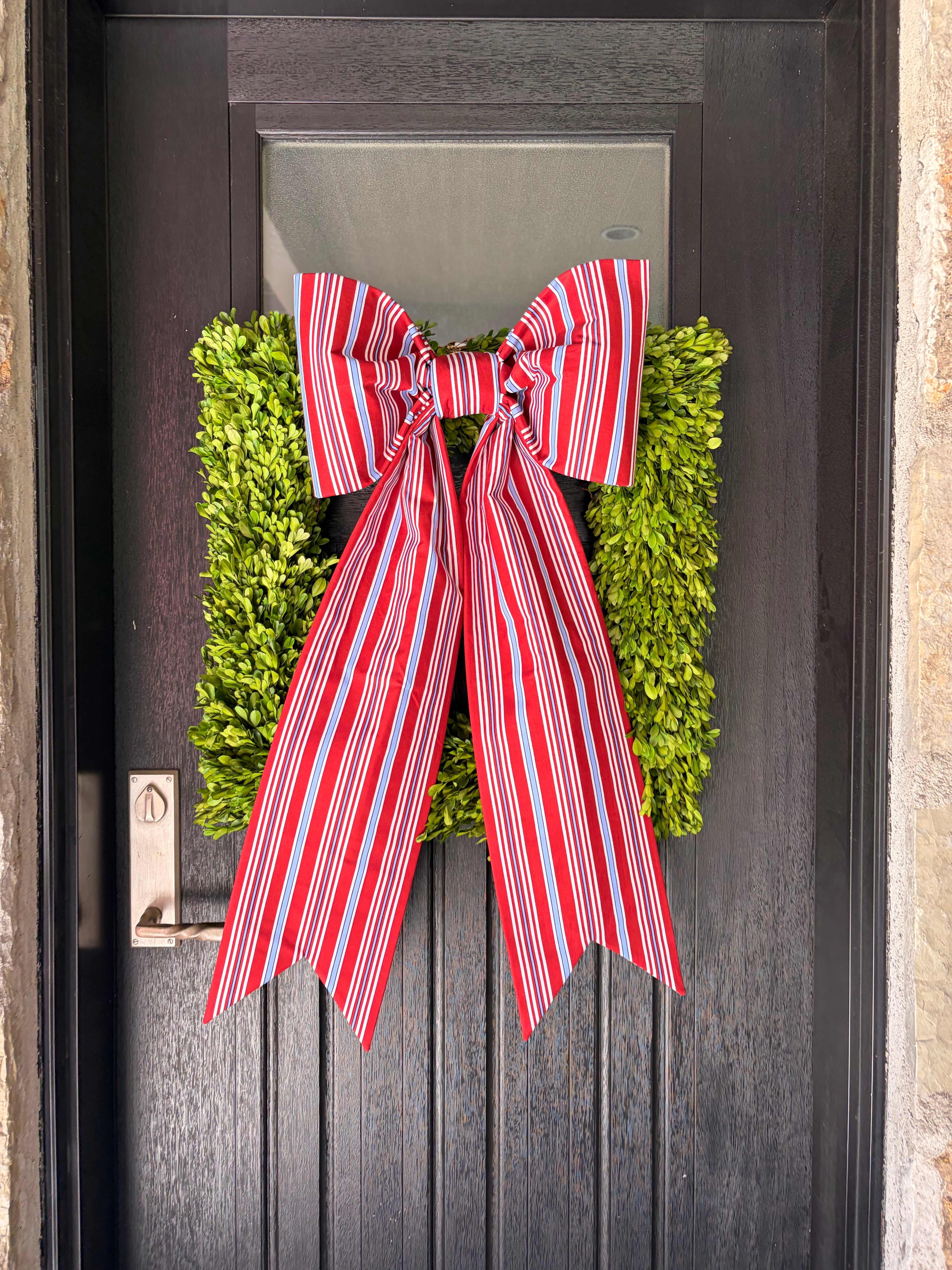 The Americana Regatta Bow
