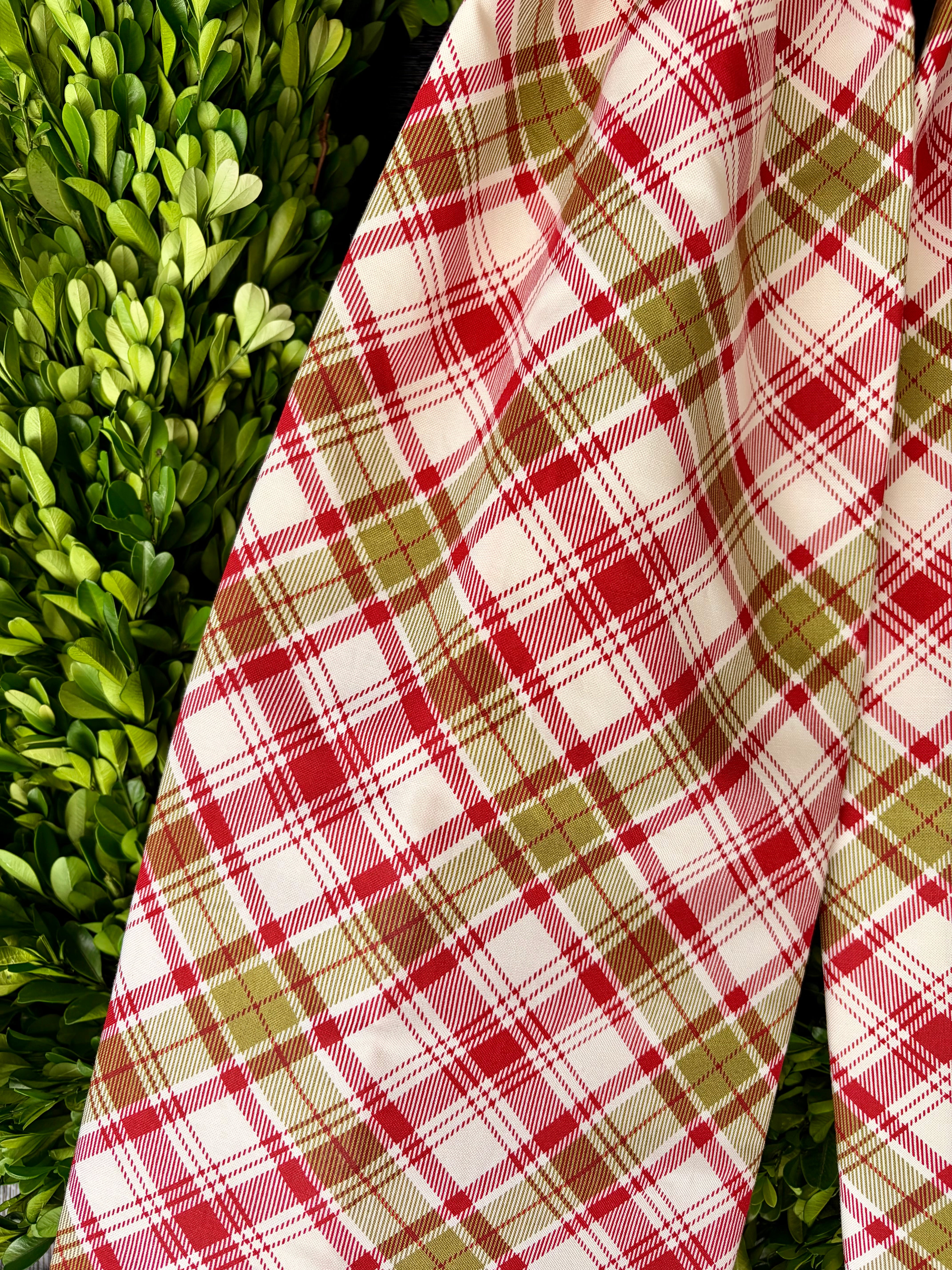 The Mistletoe Tartan Bow