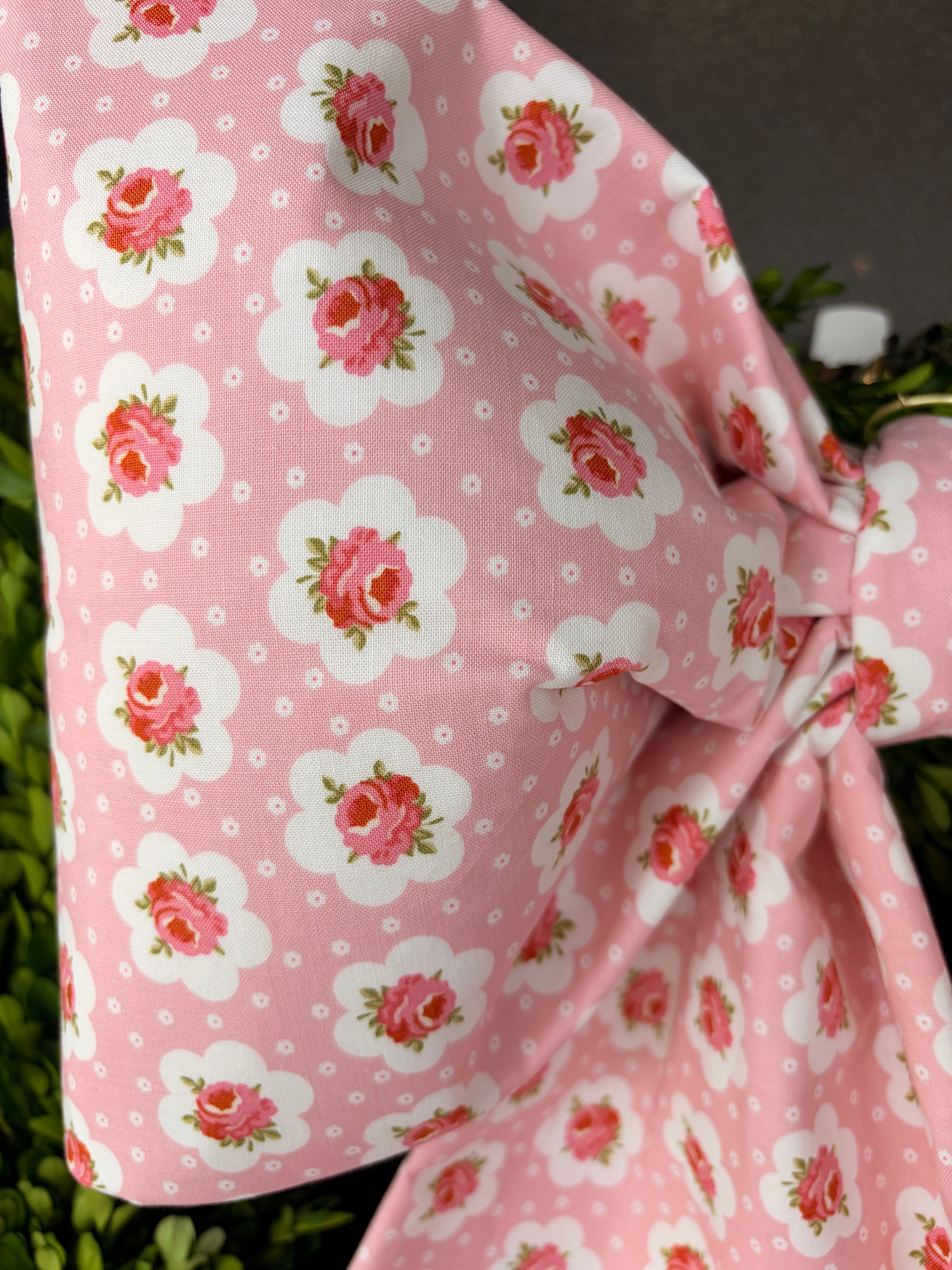 The Cottage Confection Bow