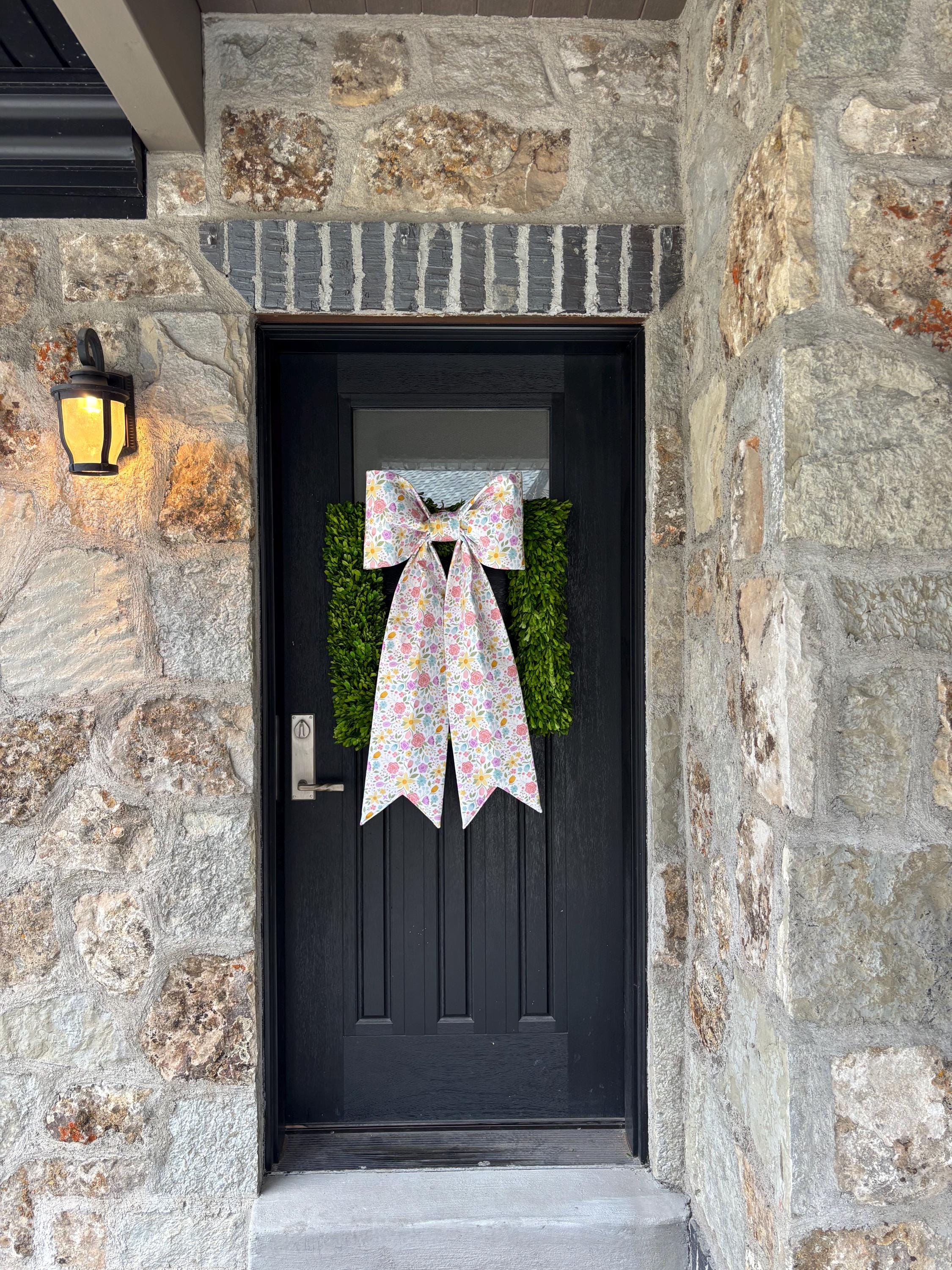 Bloom & Vine Bow