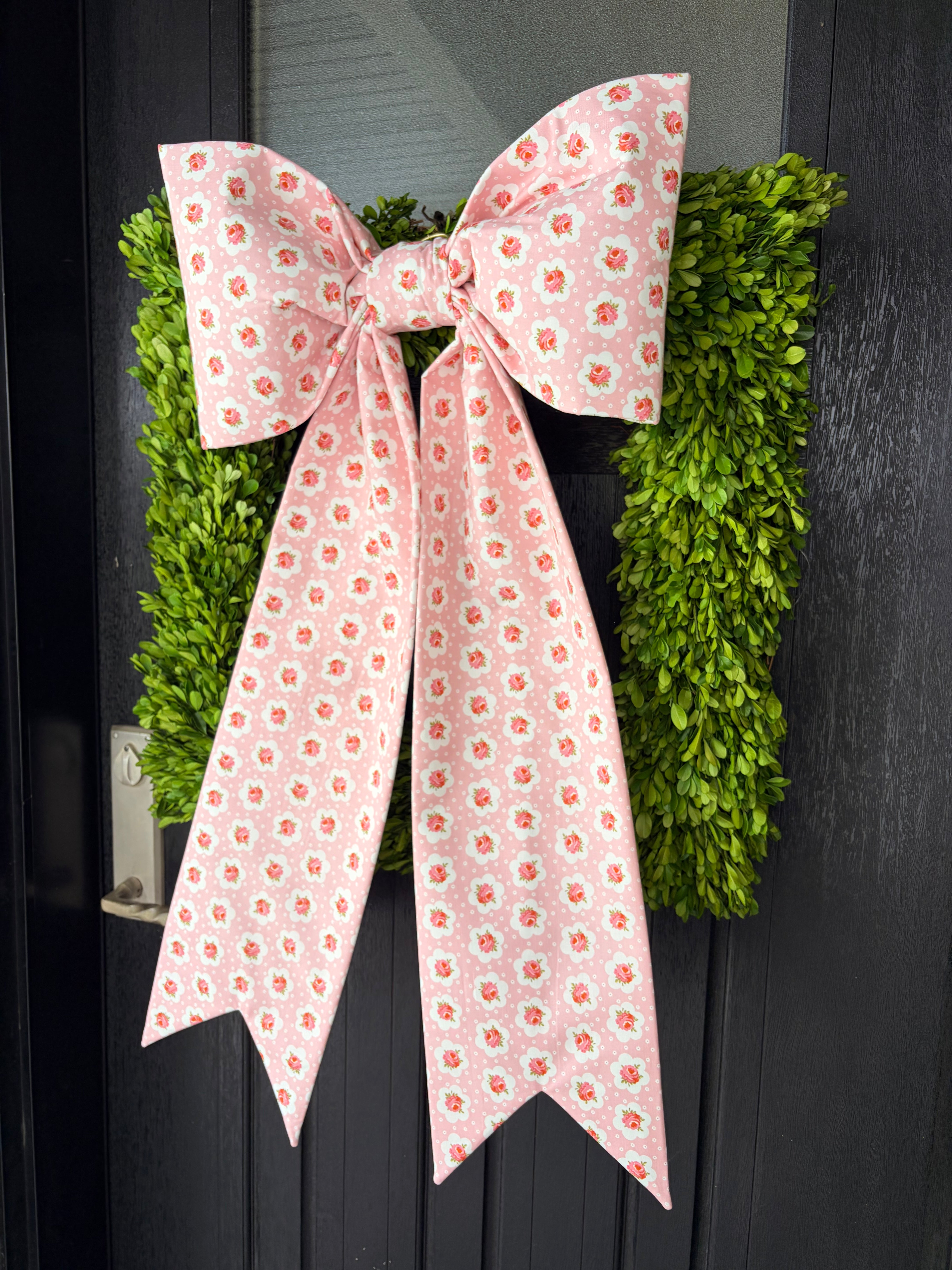 The Cottage Confection Bow