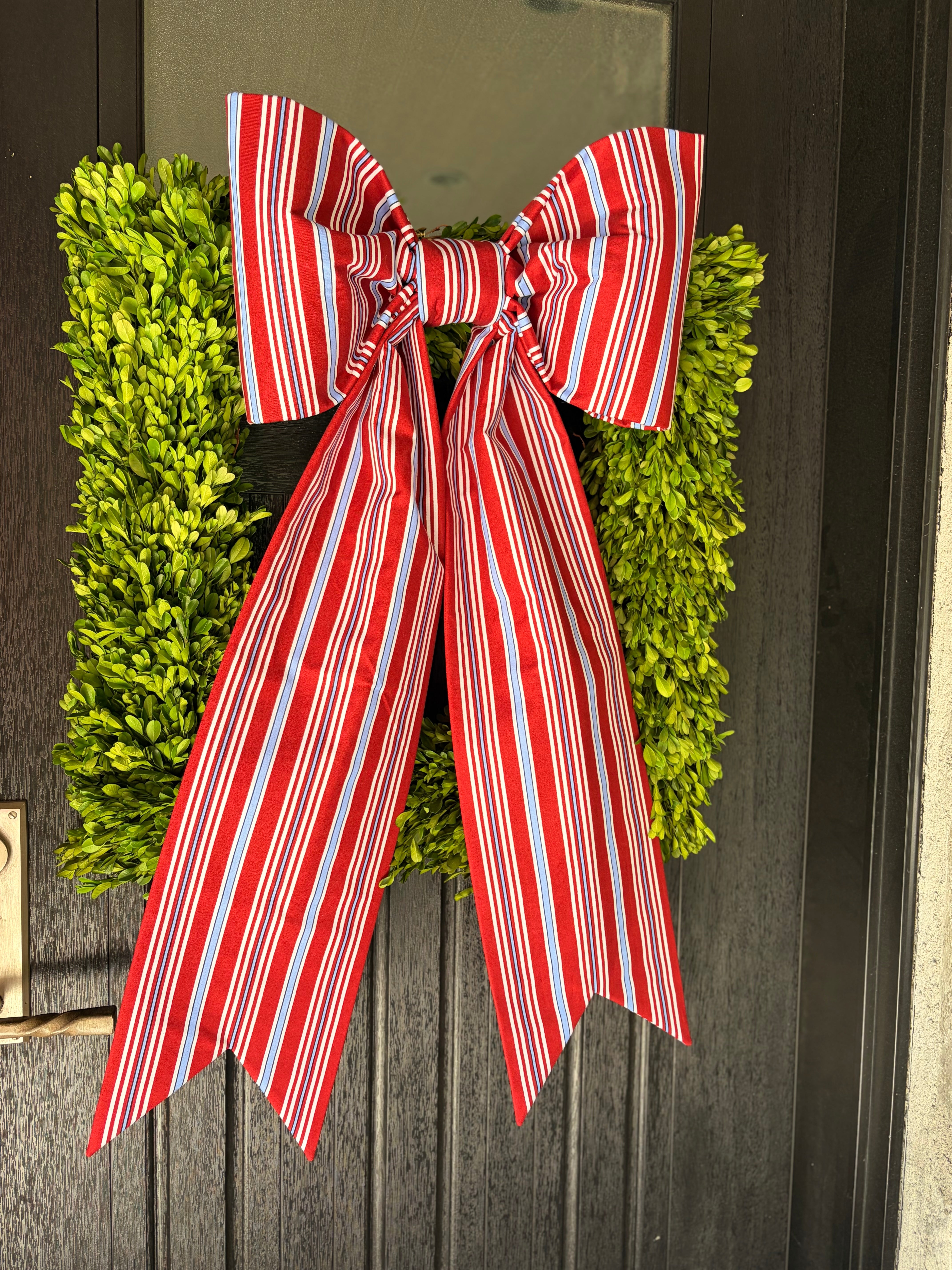 The Americana Regatta Bow