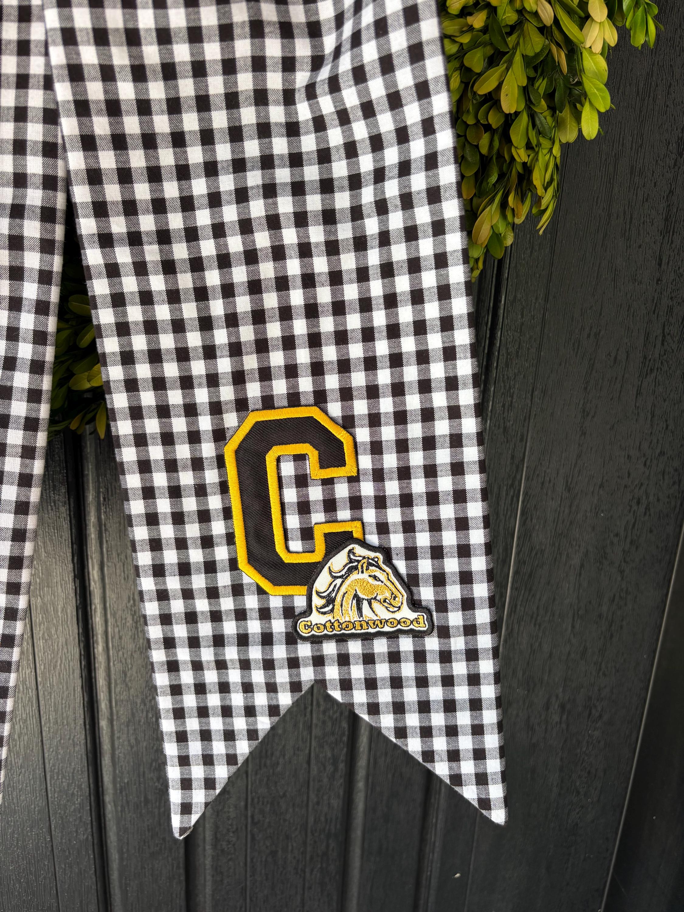 Cottonwood Colts Bow
