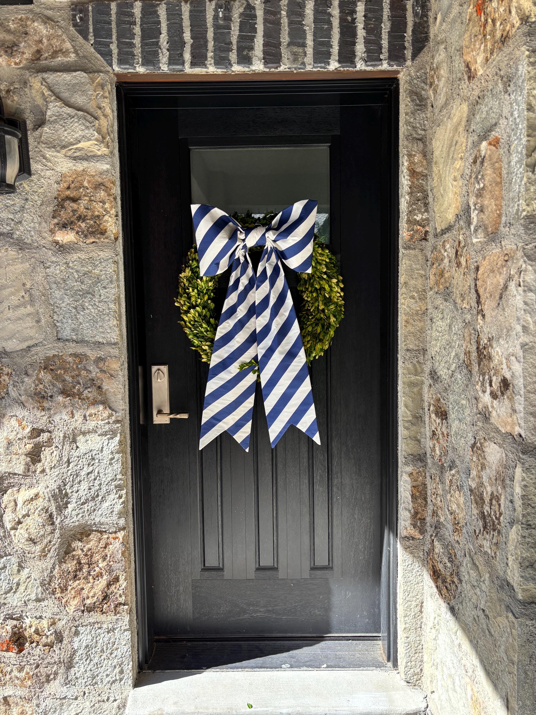 French Riviera Bow