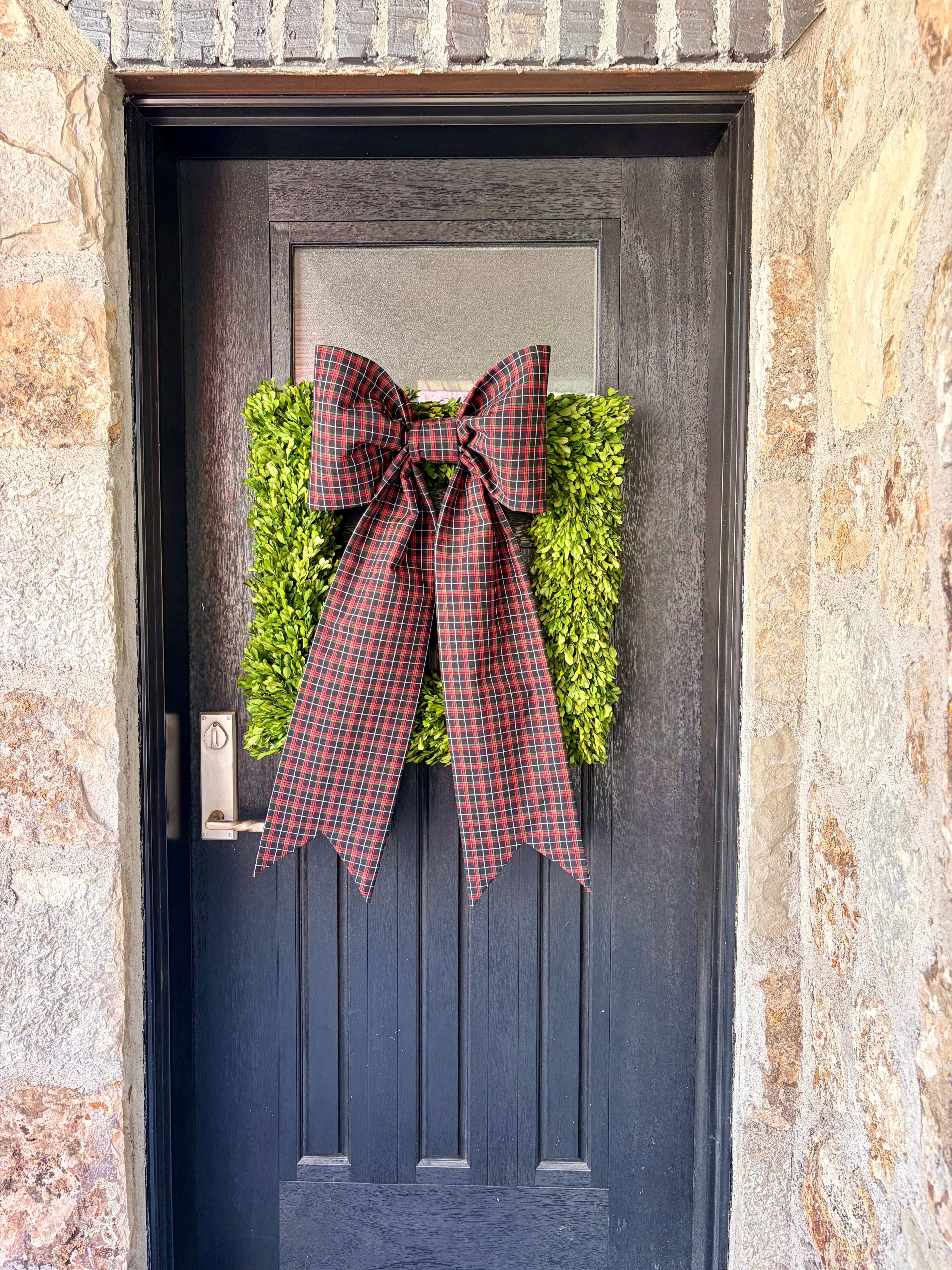 The Somerset Tartan Bow
