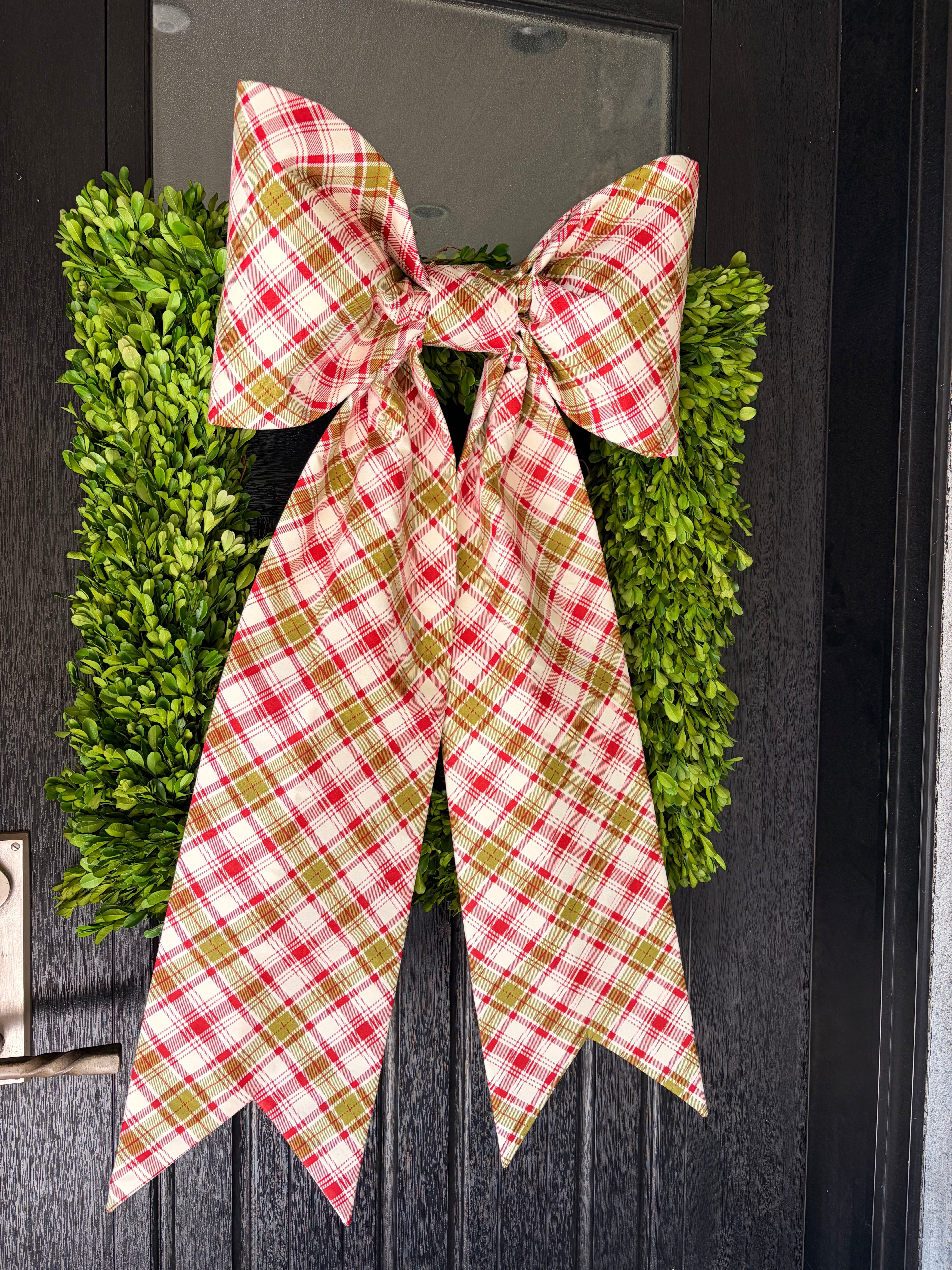 The Mistletoe Tartan Bow