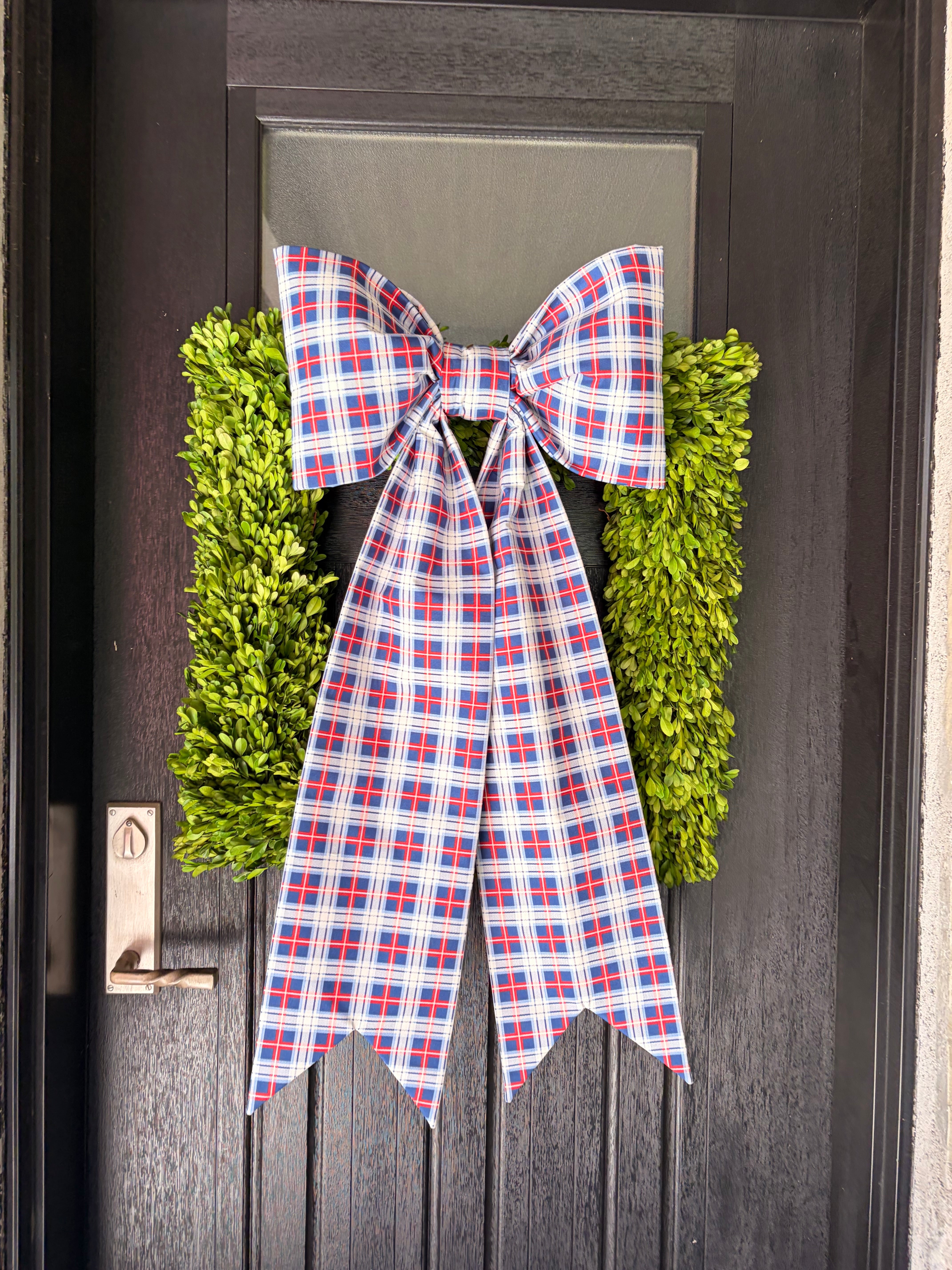 The Yacht Club Americana Bow