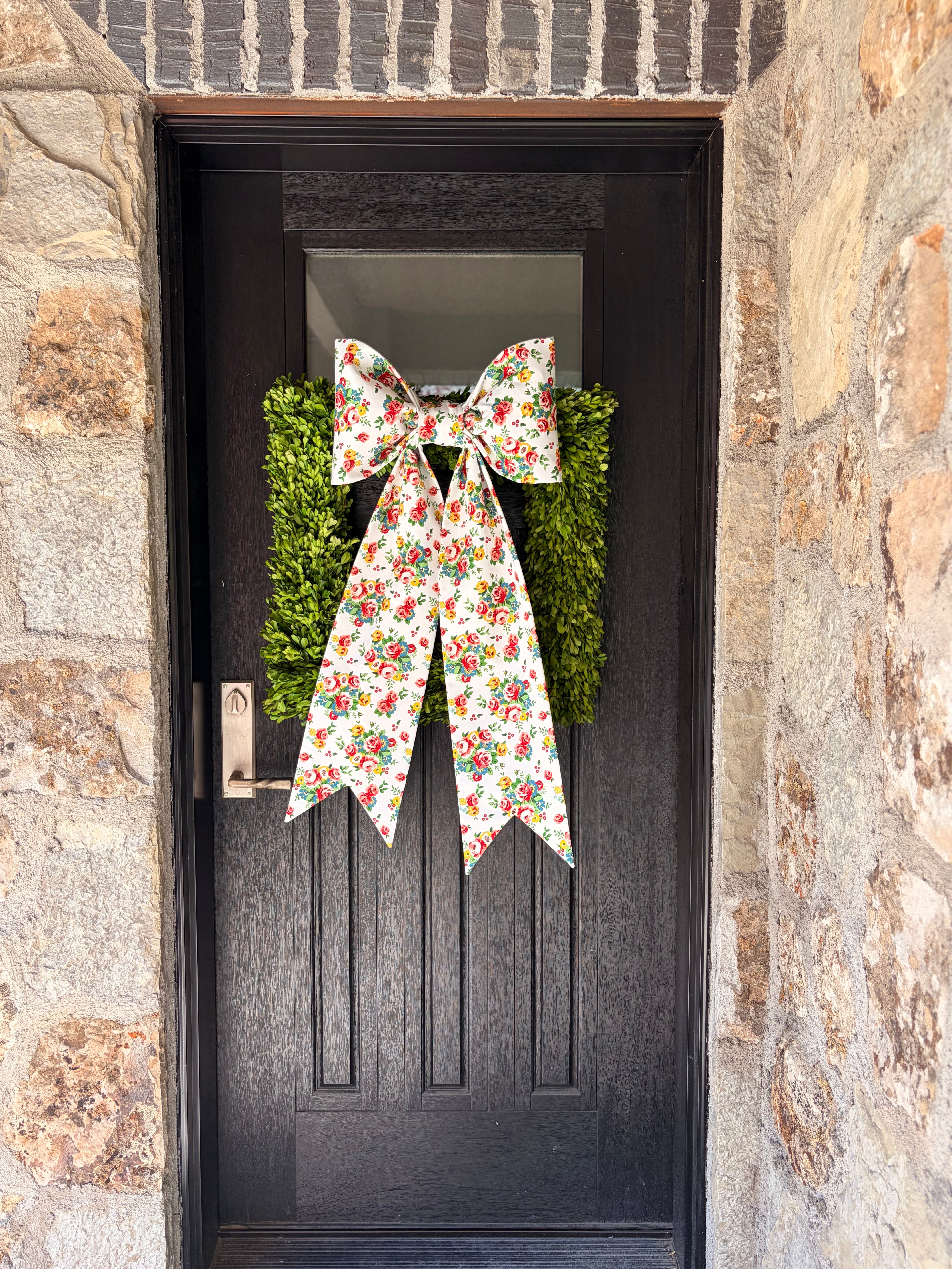 The Rose Garden Social Bow