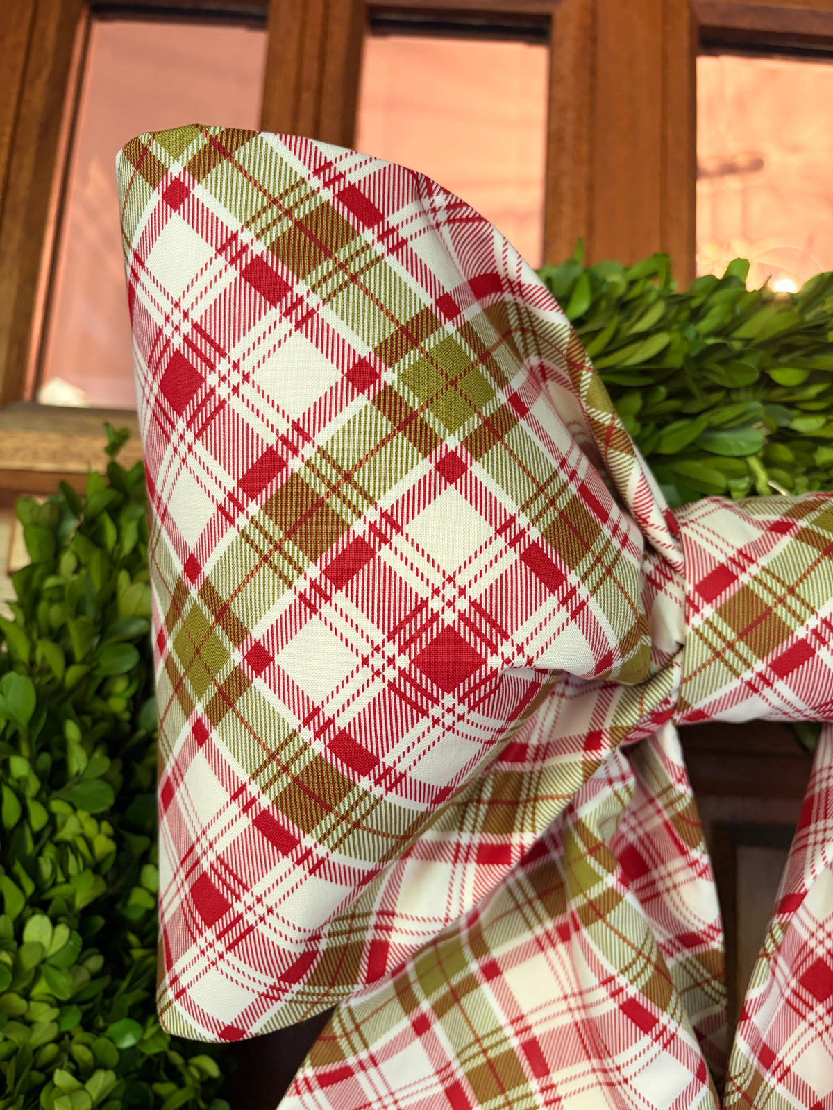 The Mistletoe Tartan Bow
