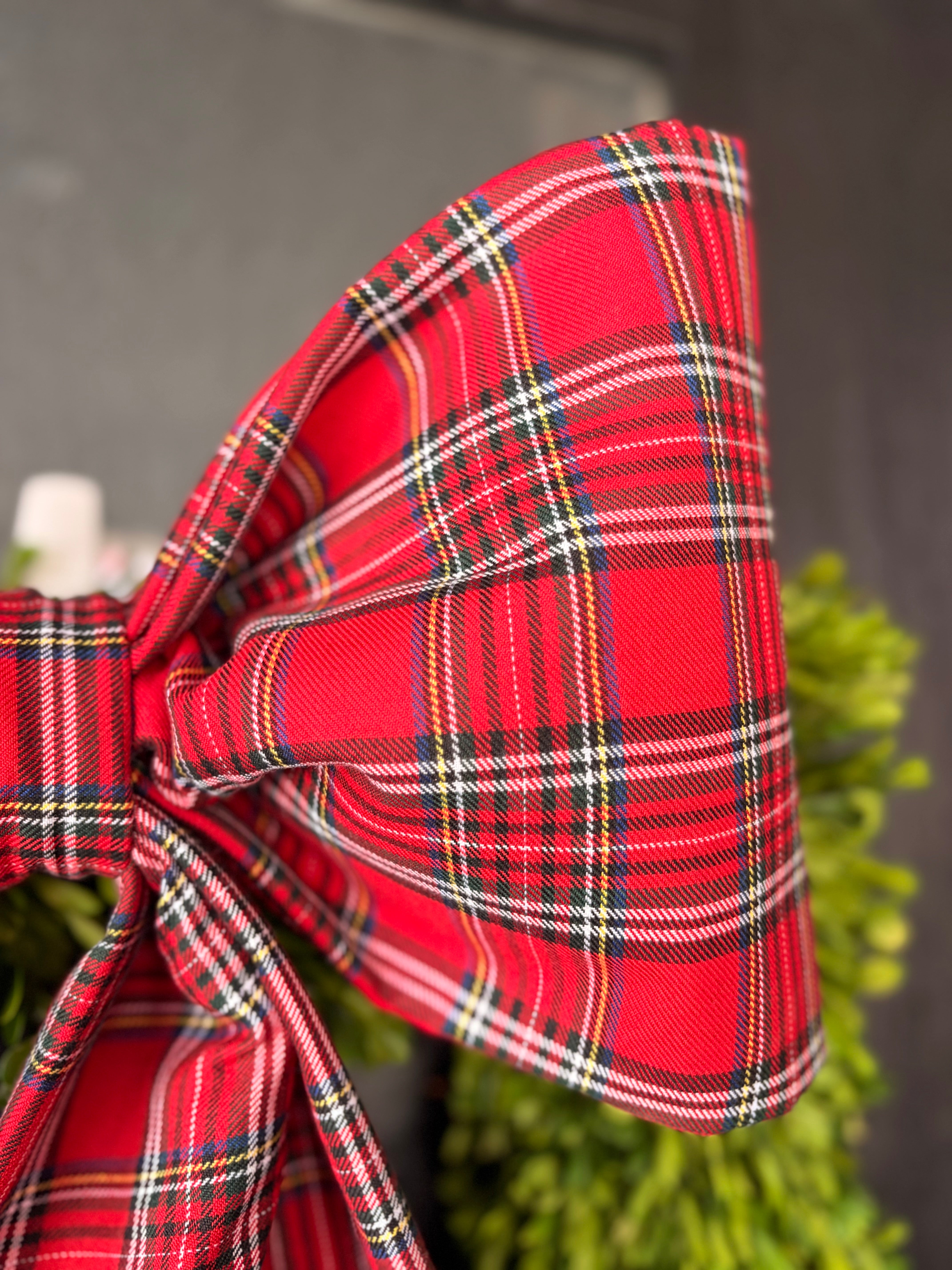 The Inverness Holiday Bow