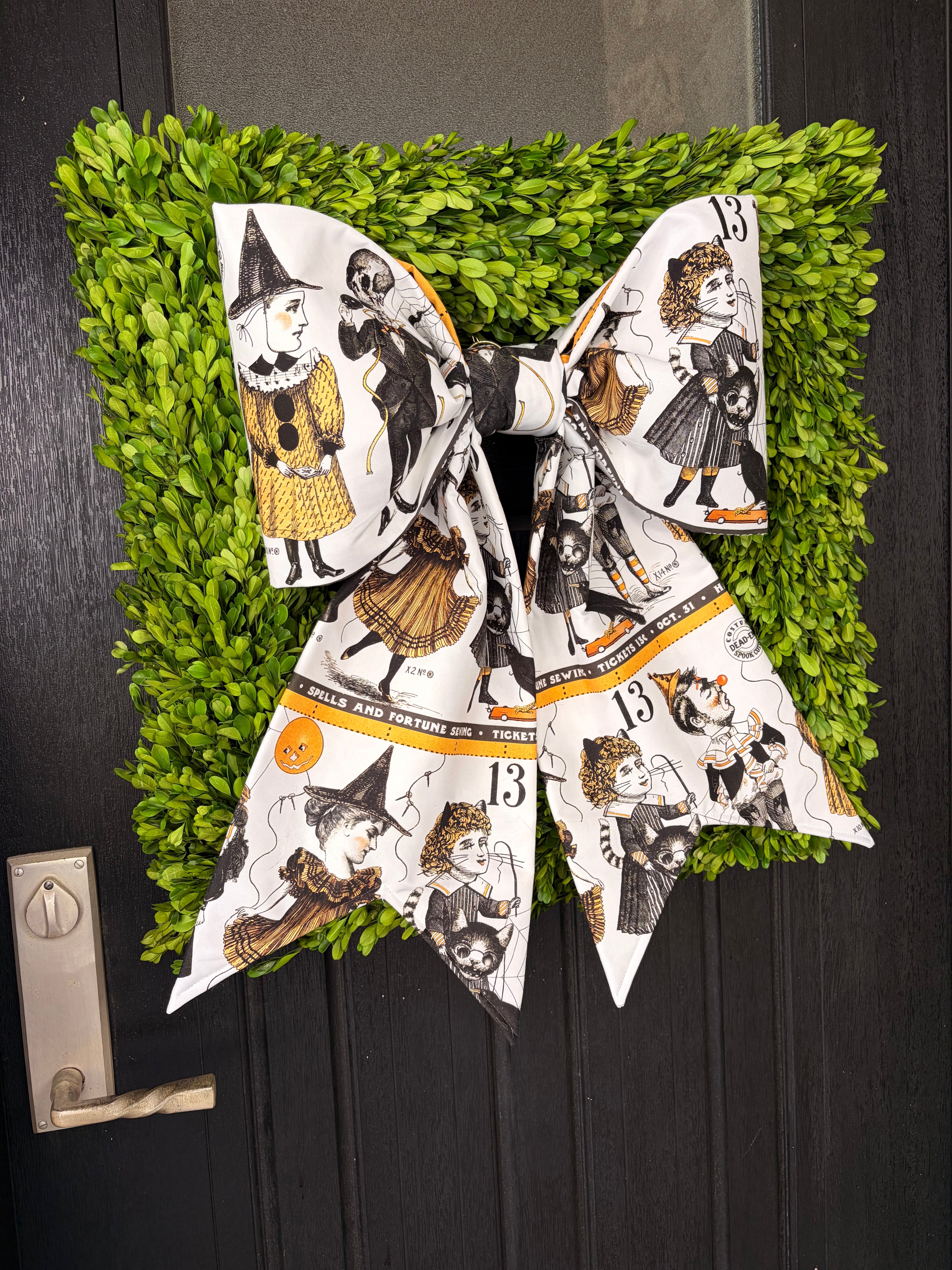 The Petite Masquerade Bow