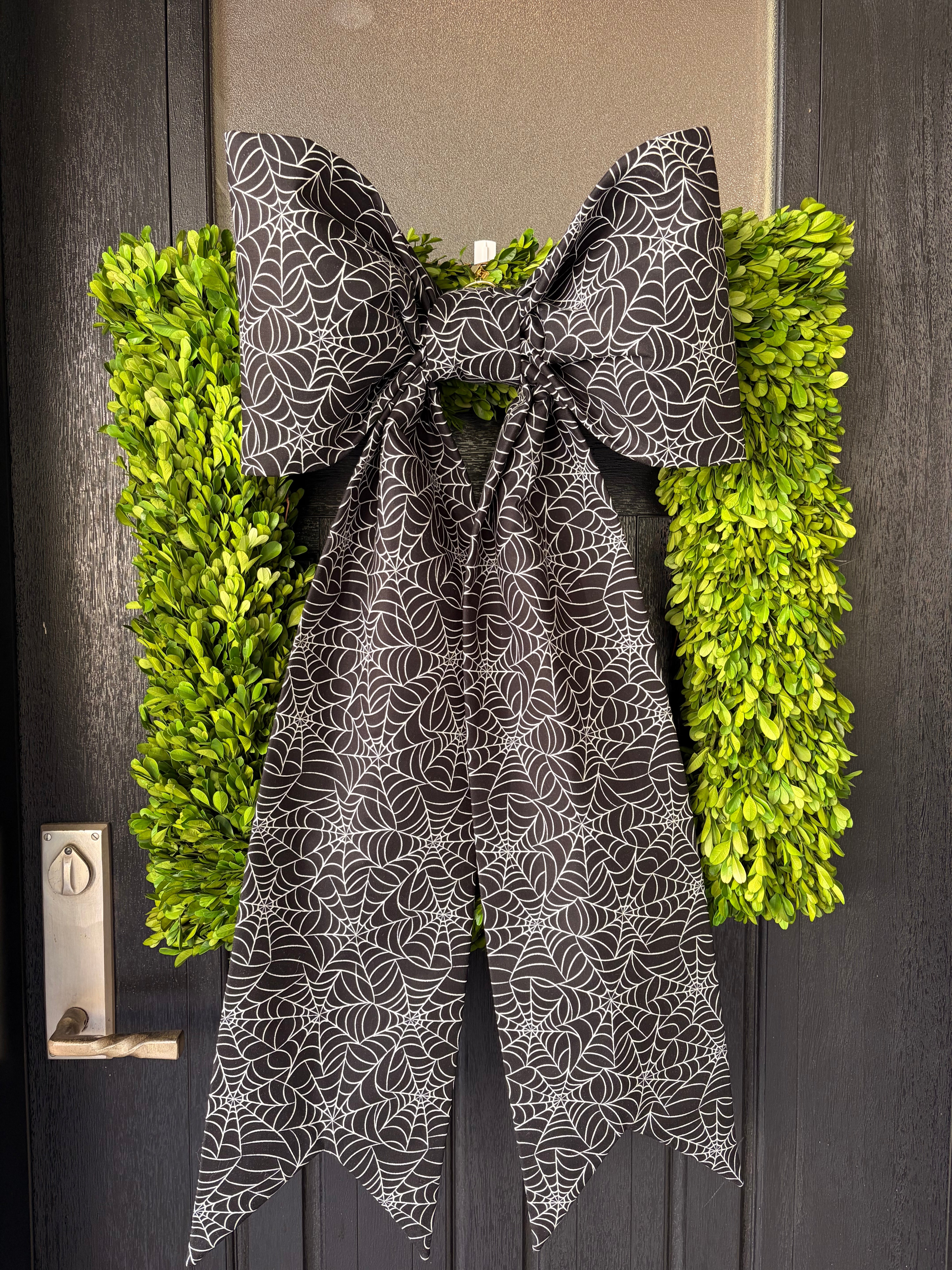 The After Dark Lace Bow